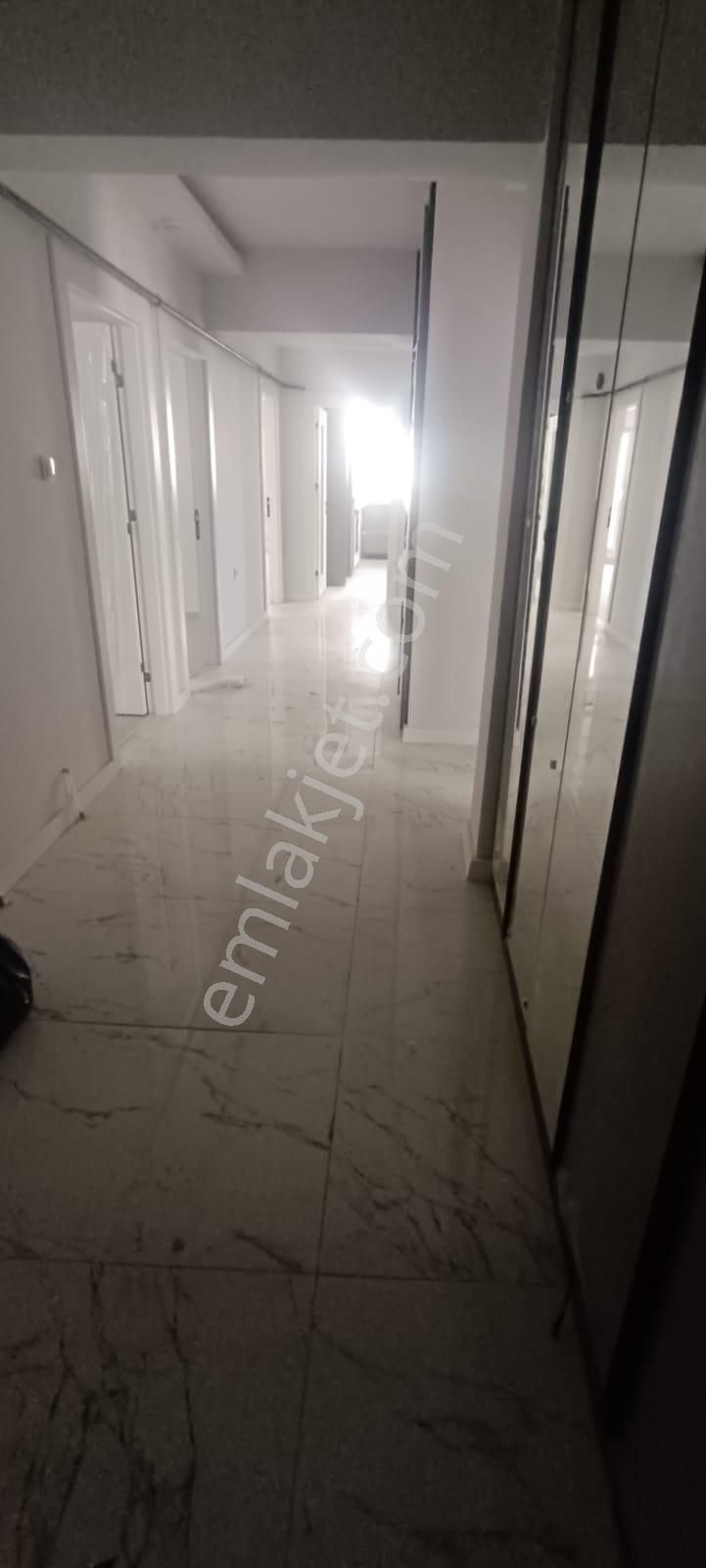 Vural Baylan Bulvar Yakını Ara Katta 135 M'2 4+1 Yeni Bina - Görsel 9