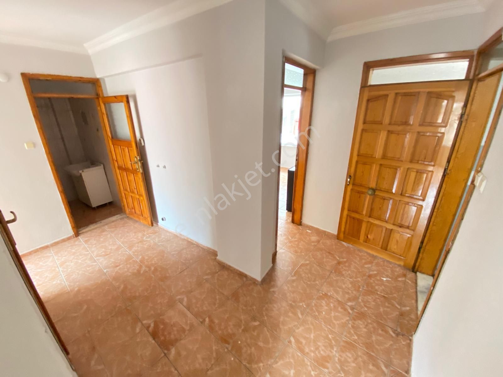 Balıkesir Edremit Gaziilyas Ta 3+1 Daire Satılık