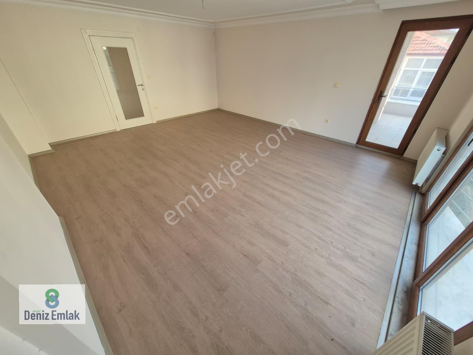 Denizden Akçay Sarıkızda Ön Cephe Ebeveynli Satılık 3+1 Daire. - Görsel 19