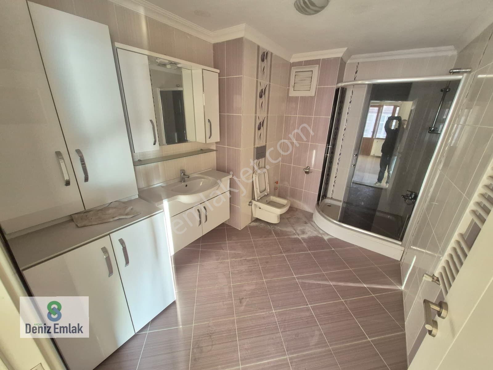 Denizden Akçay Sarıkızda Ön Cephe Ebeveynli Satılık 3+1 Daire. - Görsel 24