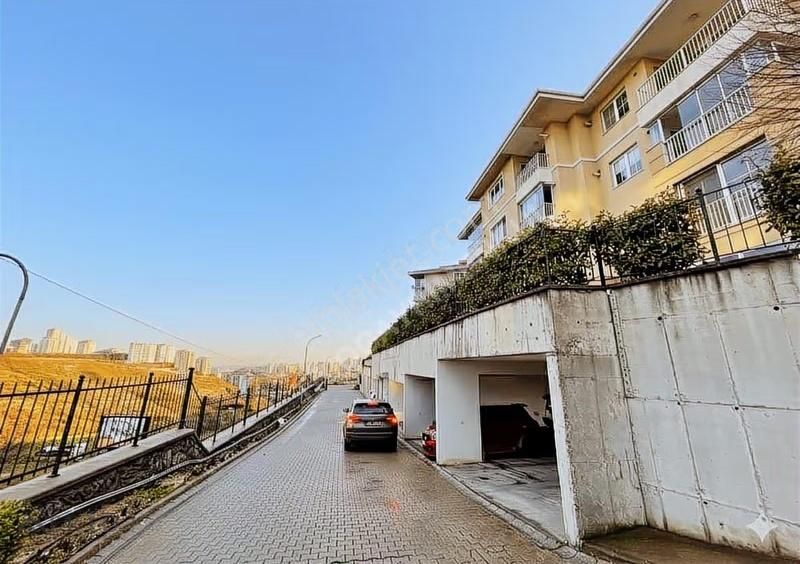 Bahçeşehir Estonşehir 3.mahalle'de Kiralık 1+1 Balkonlu Daire - Görsel 9