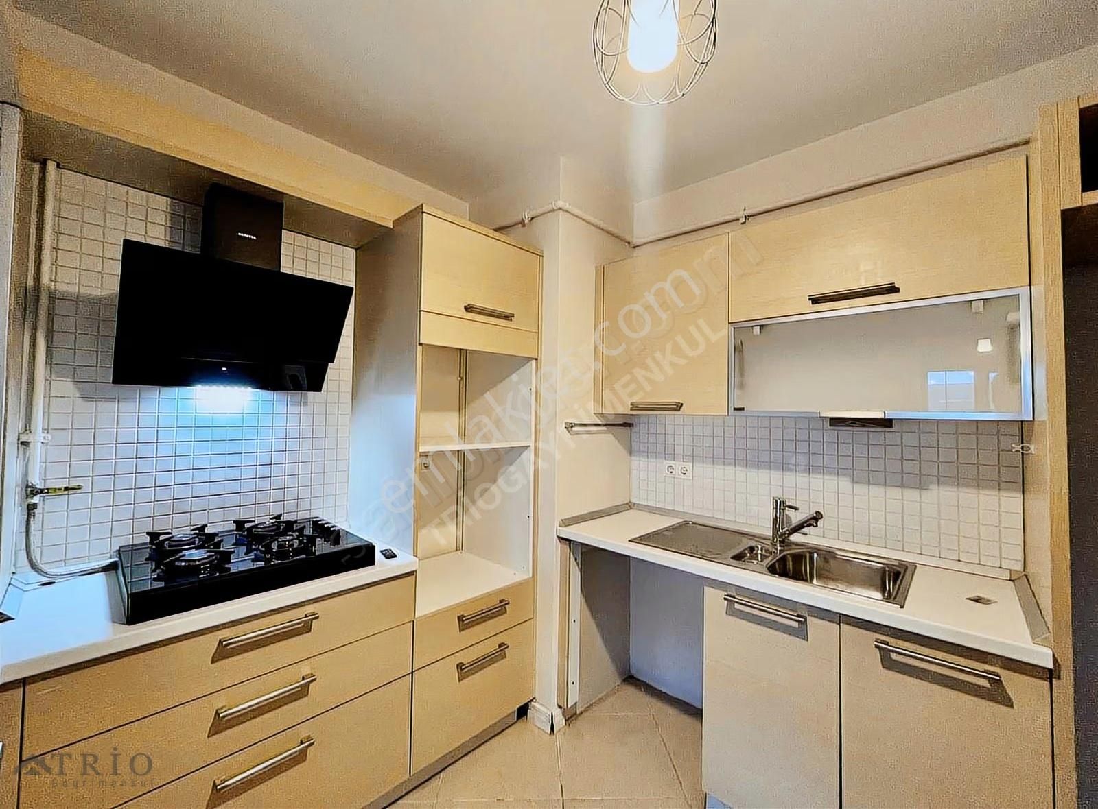 Bahçeşehir Estonşehir 3.mahalle'de Kiralık 1+1 Balkonlu Daire - Görsel 23