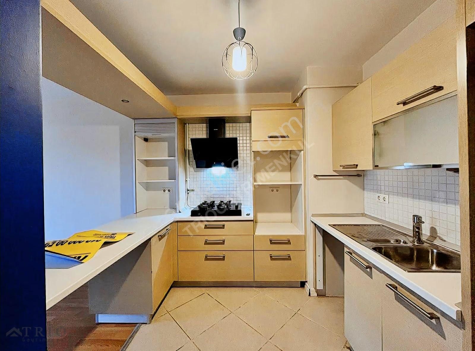 Bahçeşehir Estonşehir 3.mahalle'de Kiralık 1+1 Balkonlu Daire - Görsel 22