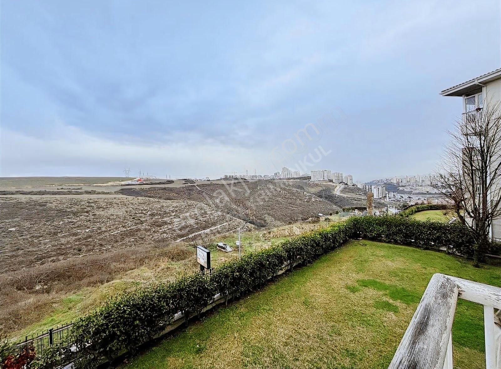 Bahçeşehir Estonşehir 3.mahalle'de Kiralık 1+1 Balkonlu Daire - Görsel 7