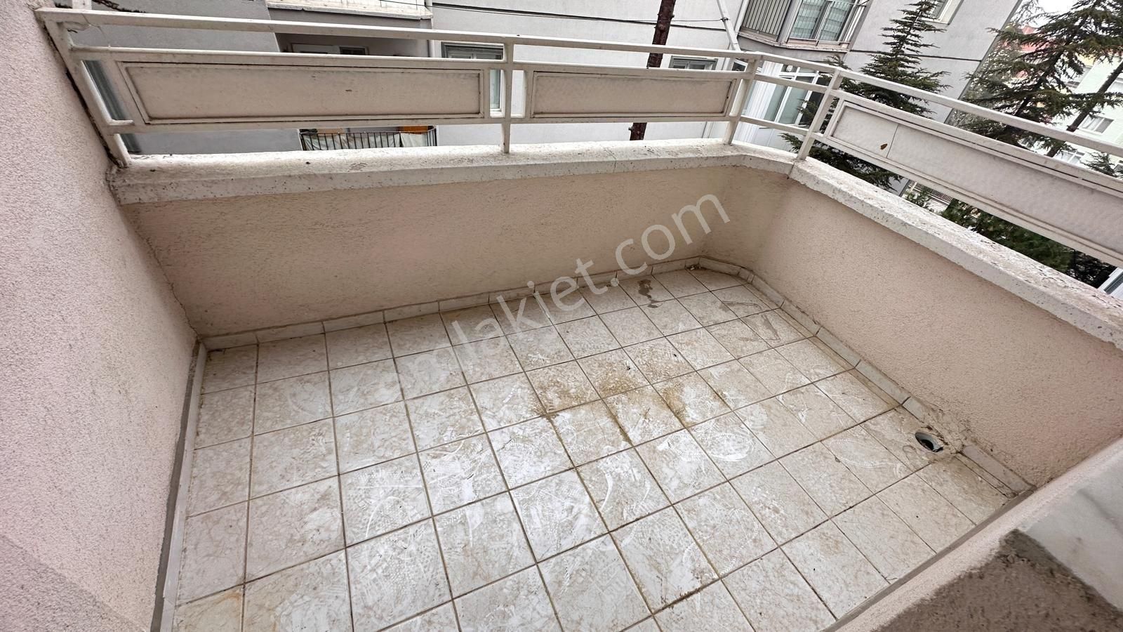 Fsn Den Osmanlı Da Bakımlı Sitede Arakat Yapılı 3+1 Kiralık - Görsel 23
