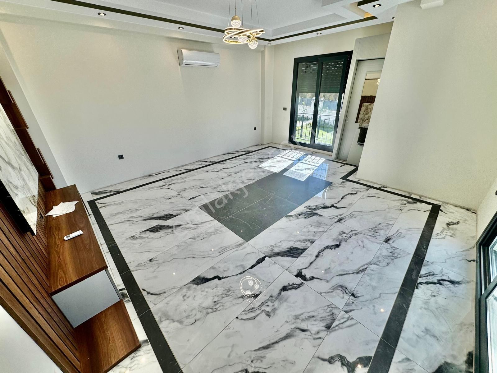 ✨akçay Ay Emlak'tan✨zeytinli'de Doğa İle İç İçe Geniş Bahçeli Satılık 5+1 Ultra Lüks Müstakil Villa - Görsel 24