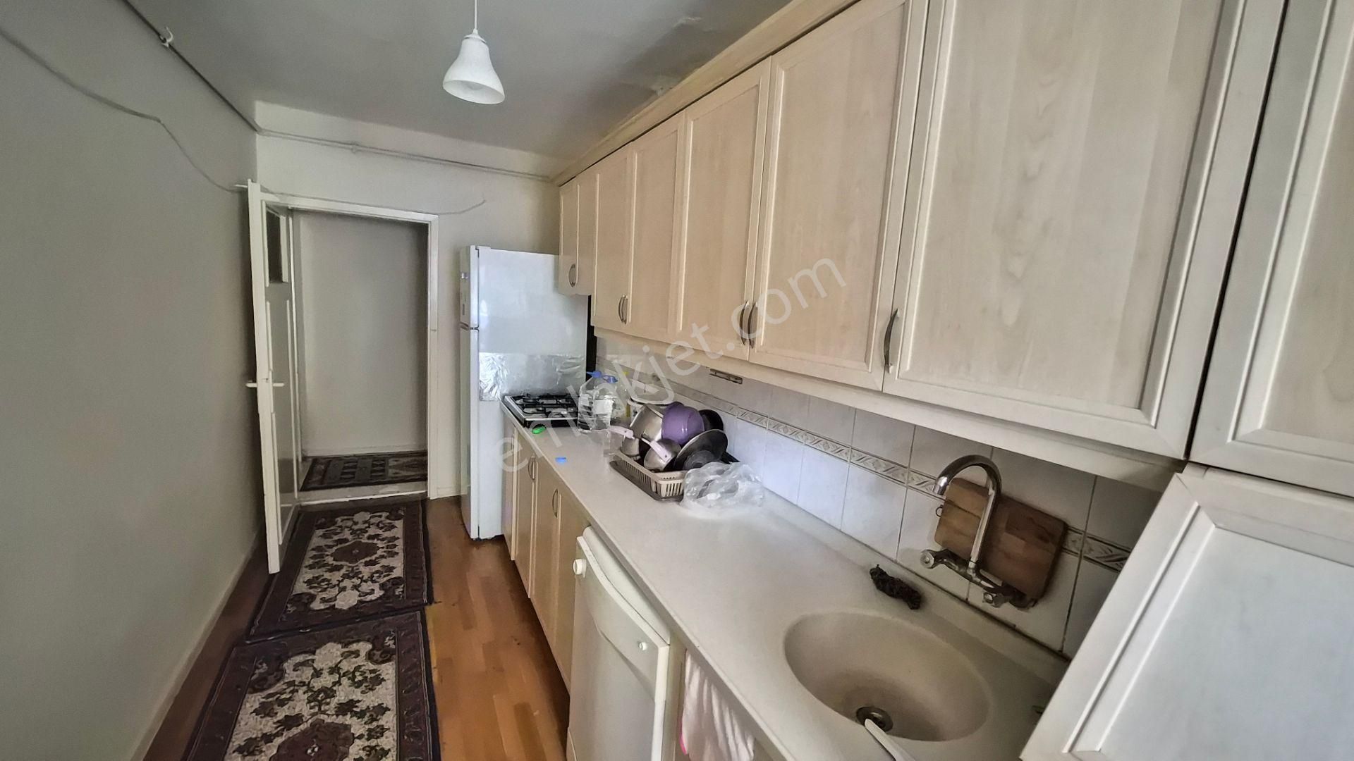 Kent Emlaktan Abidinpaşada 3+1 Kot-1 De Eşyalı Balkonlu Kiralık Daire - Görsel 6