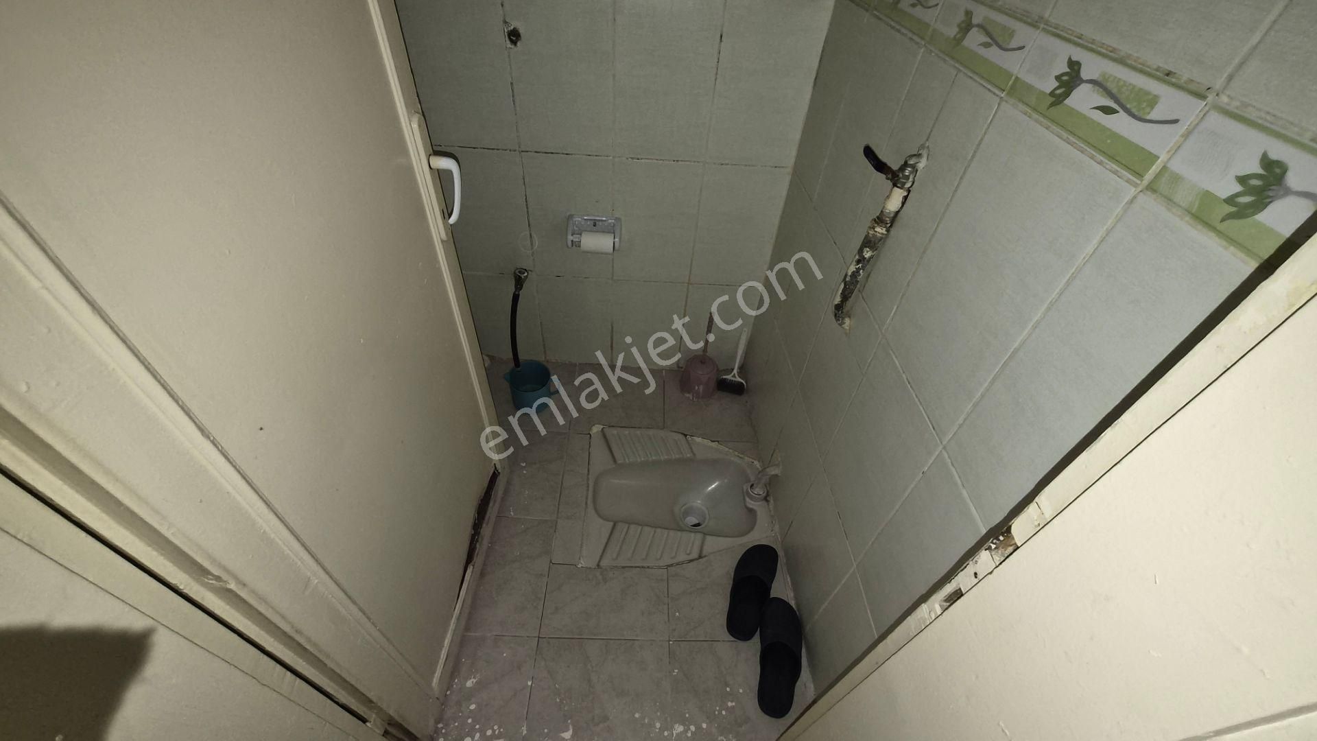 Kent Emlaktan Abidinpaşada 3+1 Kot-1 De Eşyalı Balkonlu Kiralık Daire - Görsel 16
