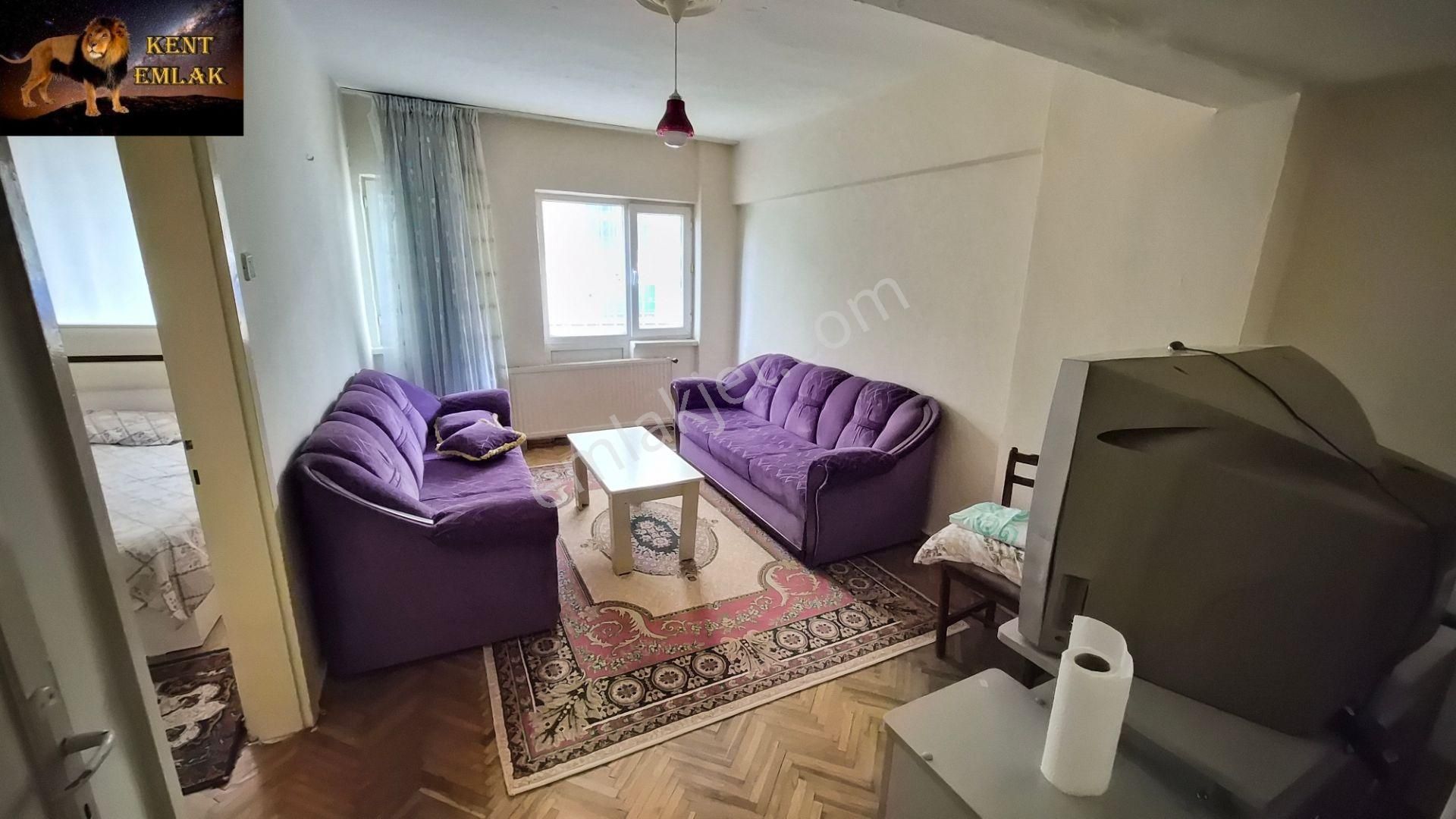 Kent Emlaktan Abidinpaşada 3+1 Kot-1 De Eşyalı Balkonlu Kiralık Daire