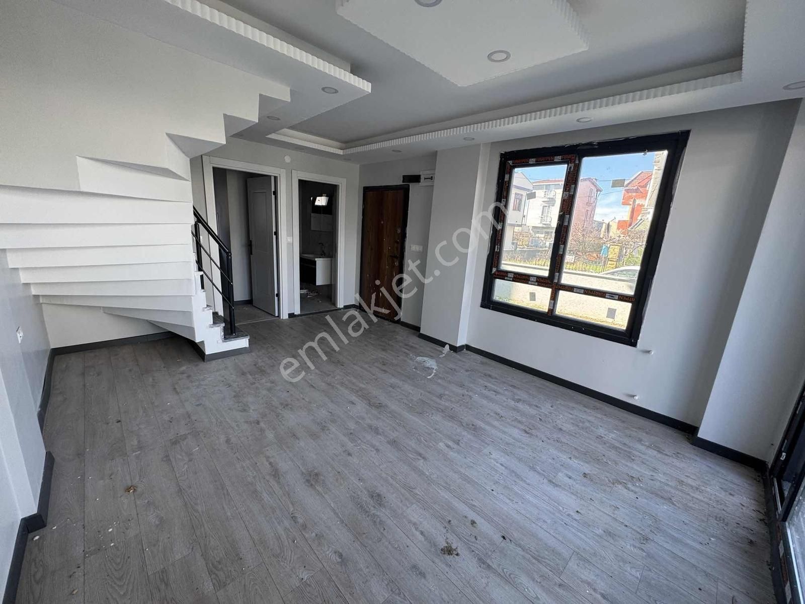 #mega Yapı# Kapalı Mutfak Köşebaşı Arsa İçinde İskanlı Villa - Görsel 23