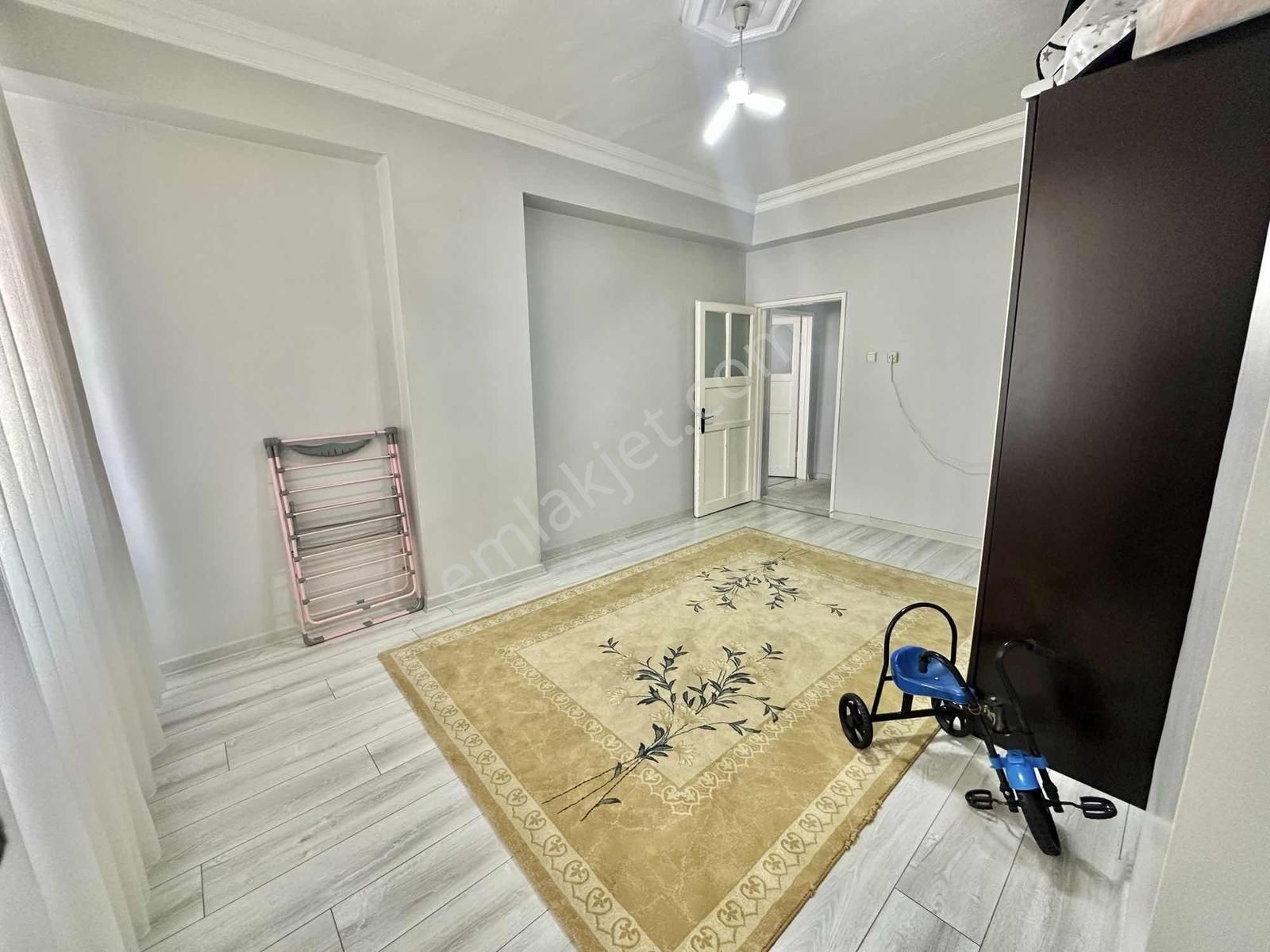 Ceylan Arkası 3+1 Acil Satılık Bakımlı Daire!!! - Görsel 9