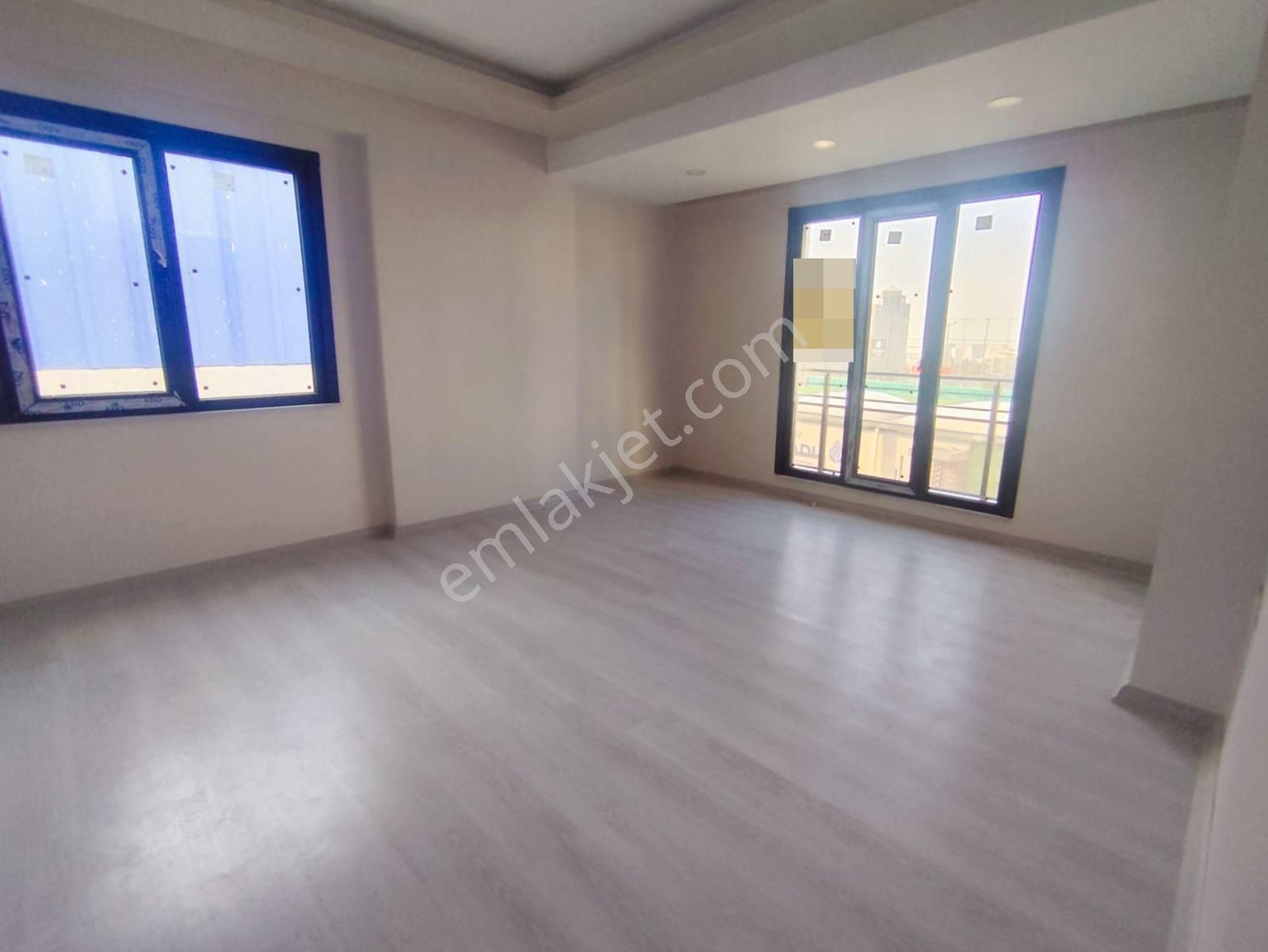 Mertcan Dan Marmaraya Yürüme 24m2 Arsa Paylı Arakat 3+1 Balkonlu