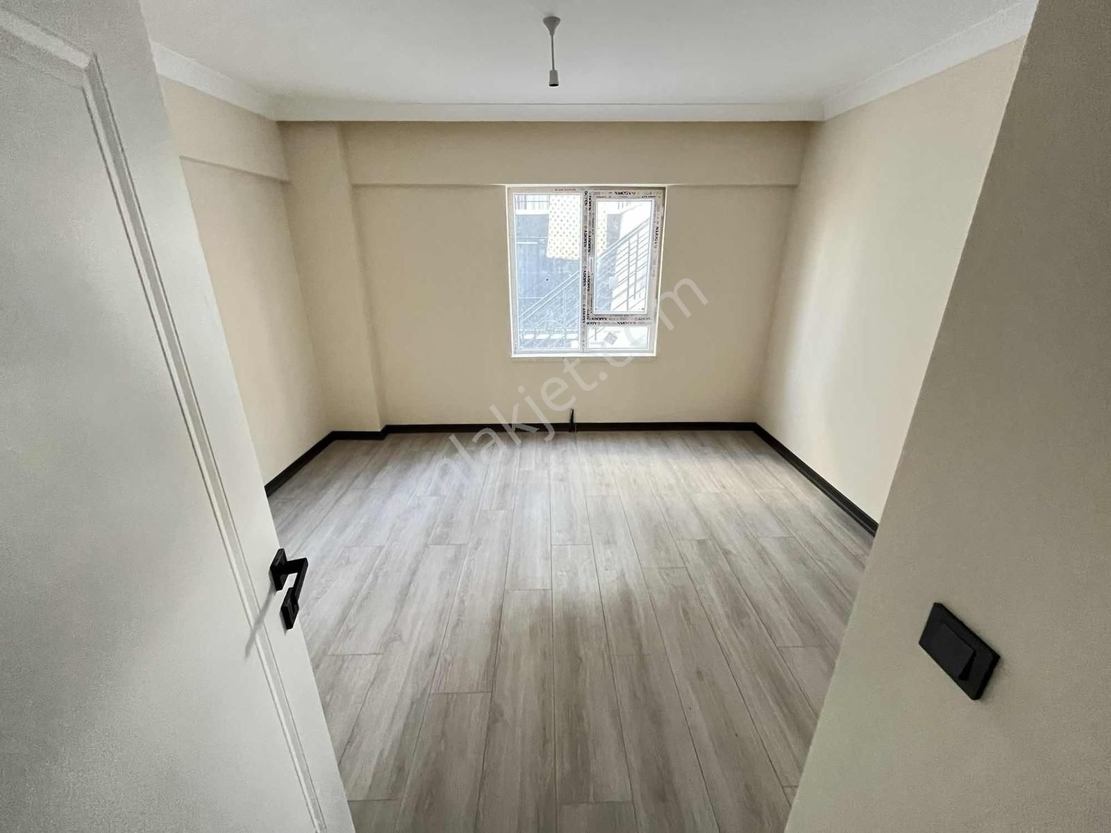 Ultra Lüks 1.sınıf Full Yapılı Oturuma Hazır 2+1 90m2 Daire !! - Görsel 5