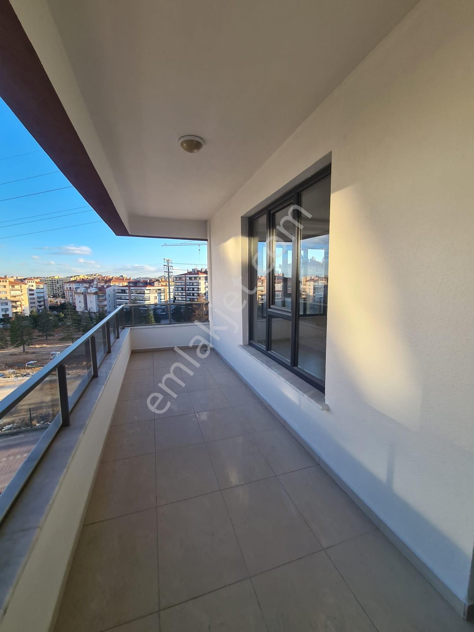 Beymira'dan Yazır Mahallesi Satılık Geniş 3+1 Daireler - Görsel 14