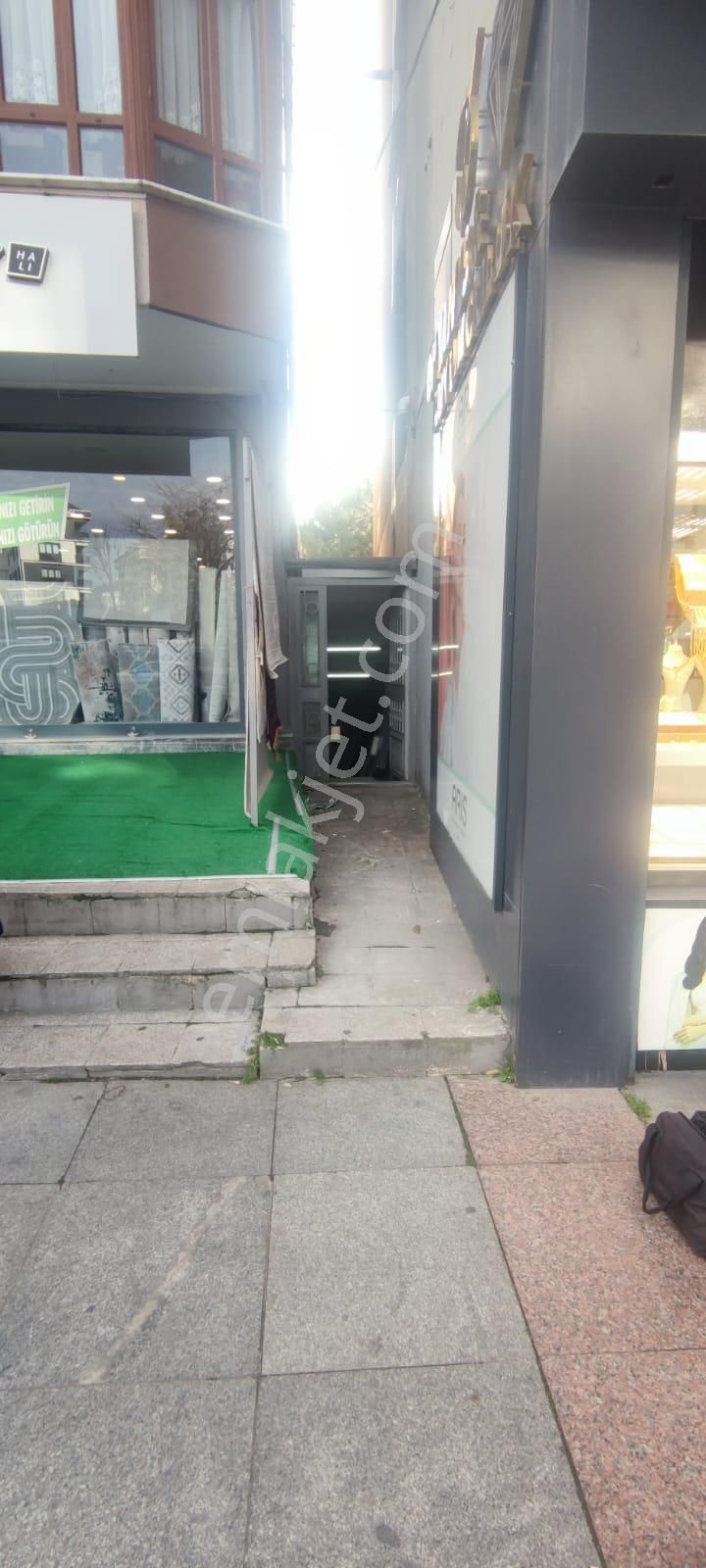Mertcan Dan Soğanlık Metroya Yürüme 100m2 Fırsat Kiralık Dükkan - Görsel 10