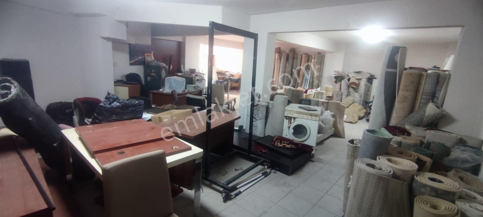 Mertcan Dan Soğanlık Metroya Yürüme 100m2 Fırsat Kiralık Dükkan