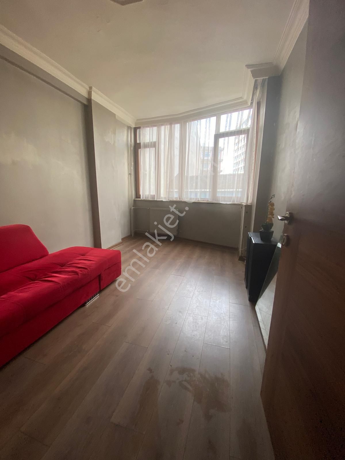 Gaziosmanpaşa Korallar İş Merkezinde /asansörlü/40m2/3. Kat Kiralık Ofis - Görsel 2