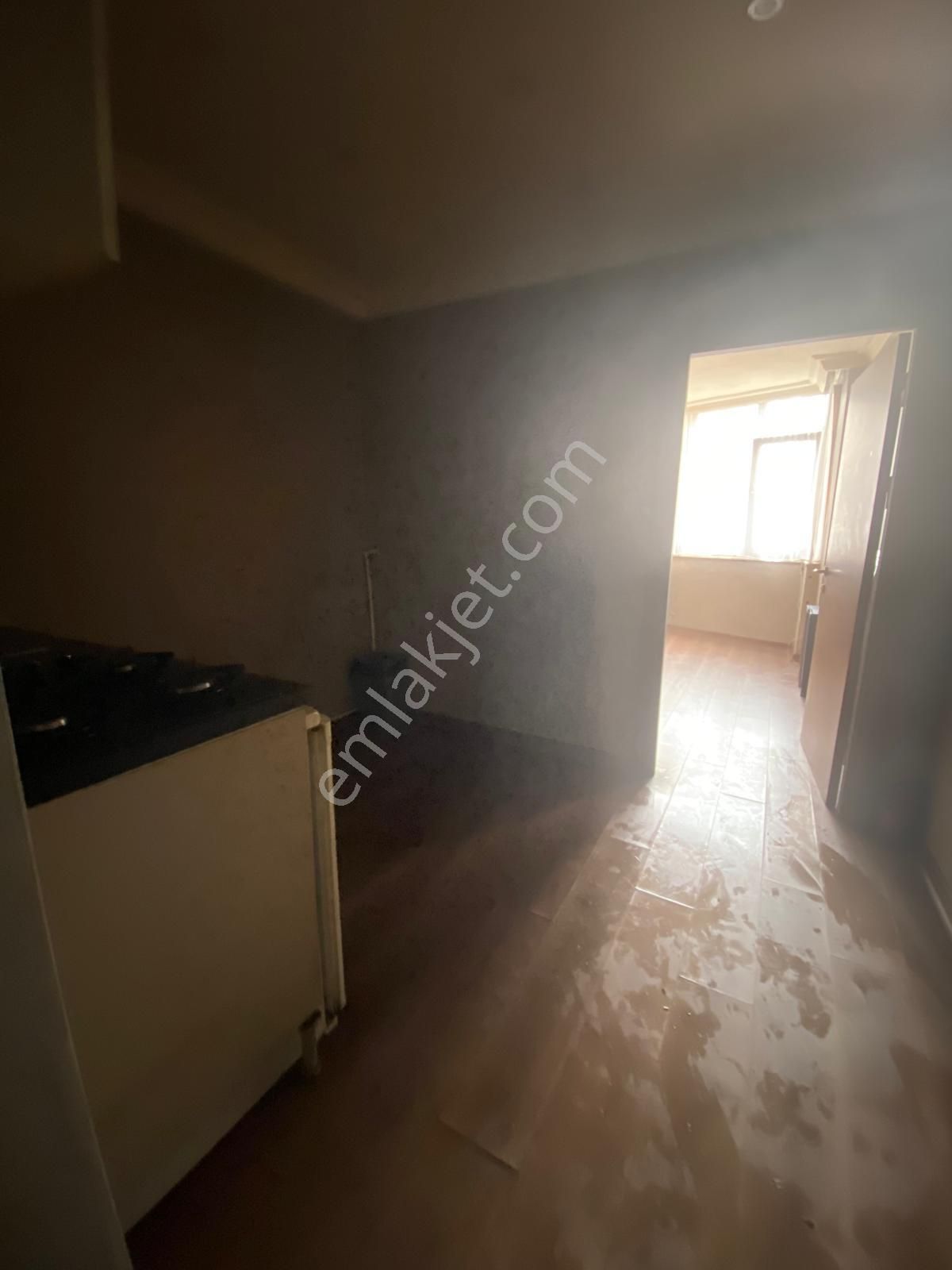 Gaziosmanpaşa Korallar İş Merkezinde /asansörlü/40m2/3. Kat Kiralık Ofis - Görsel 7