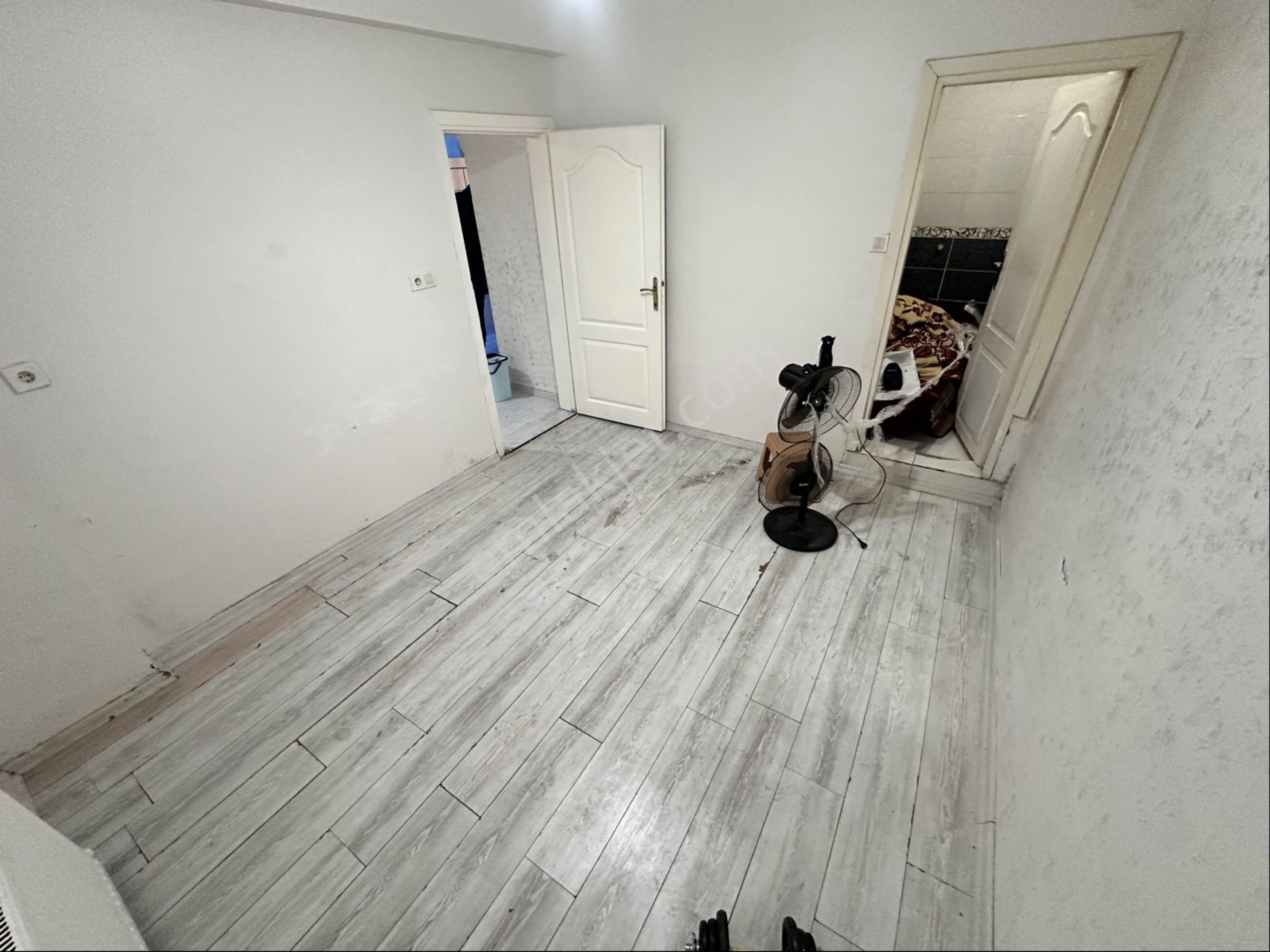 Pusula İnşaattan Uğurmumcu Mah. 3+1 Ebeveyn Banyolu Bahçe Kat - Görsel 13