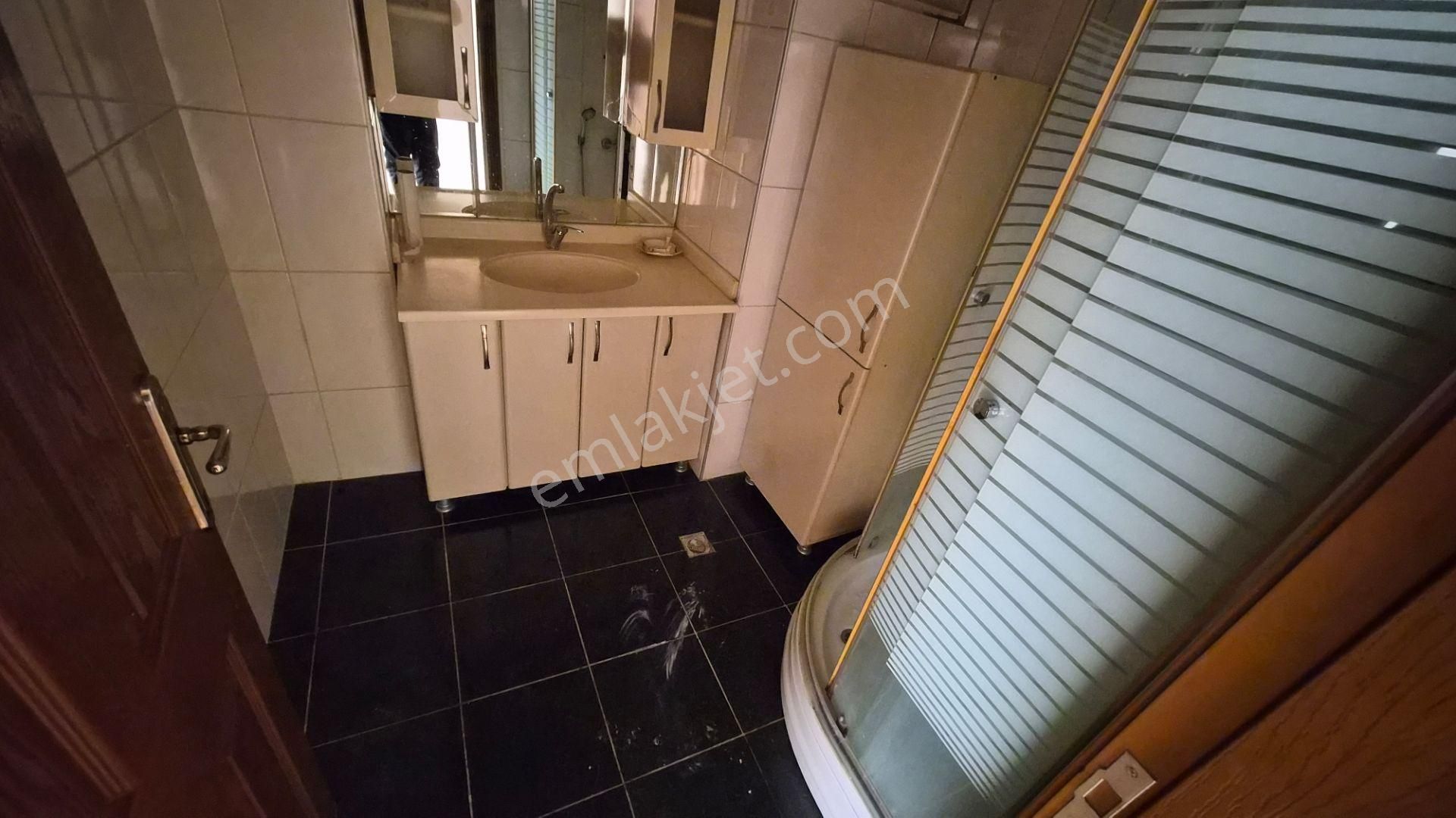 Kent Emlaktan Tuzluçayırda Cadde Üzerinde 1. Katta 3+1 Satılık Daire - Görsel 8