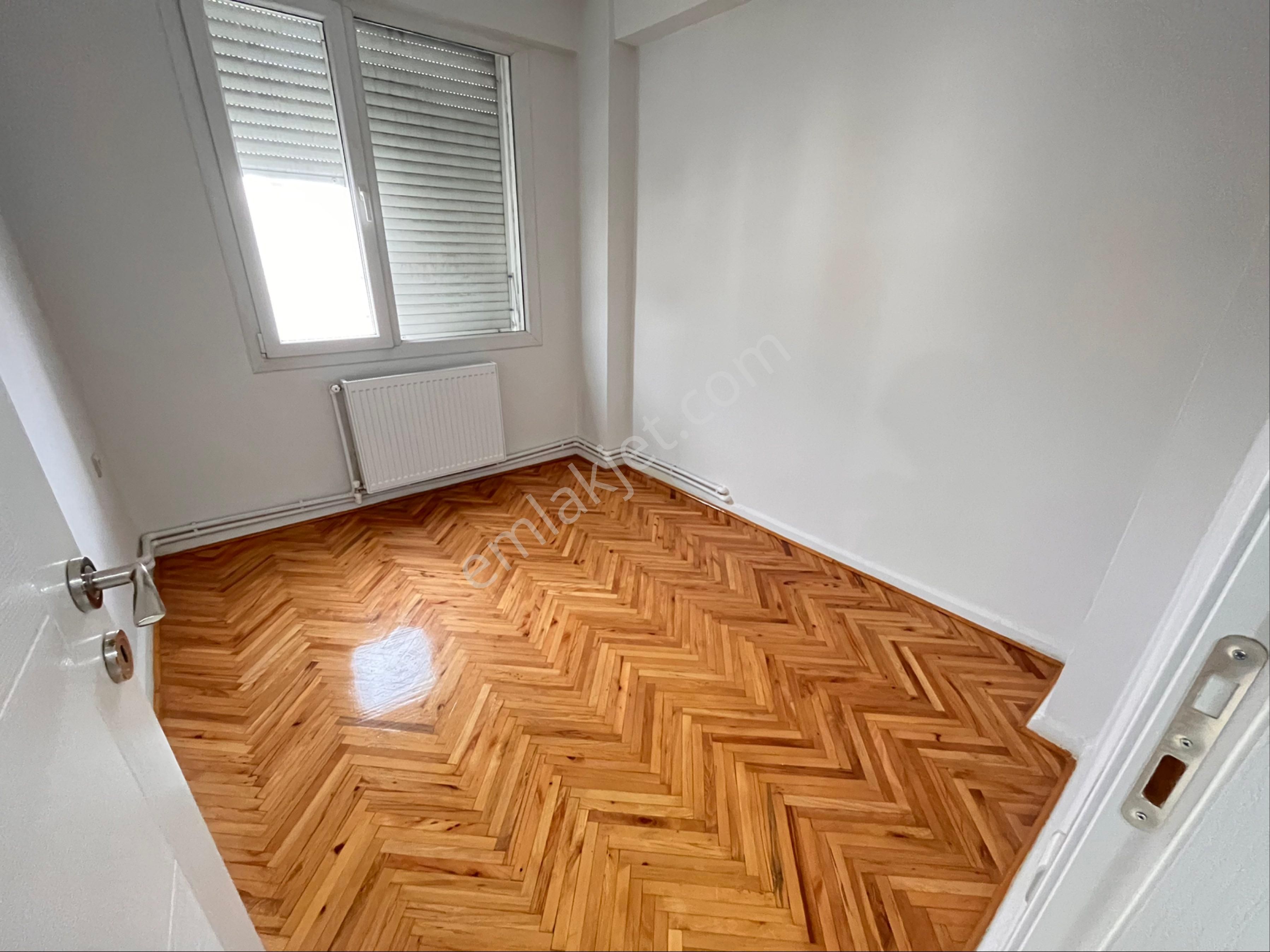 Araphasan Mah Caddenin Dibinde 3+1 110m2 Arakat Köşe Daire - Görsel 8