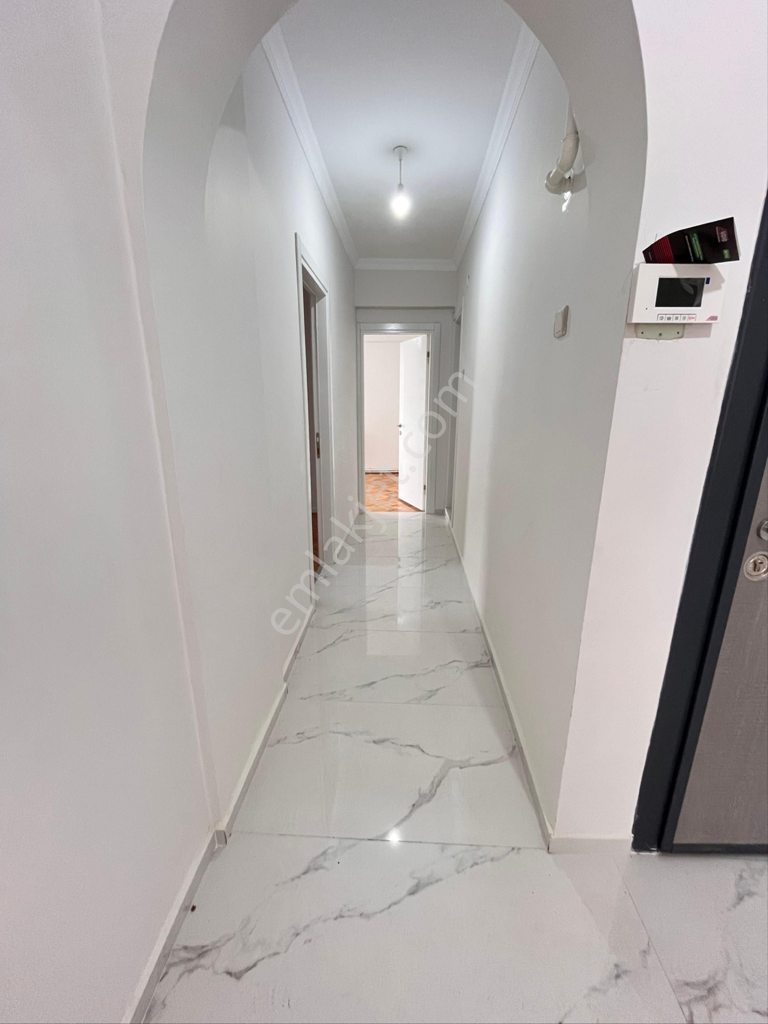 Araphasan Mah Caddenin Dibinde 3+1 110m2 Arakat Köşe Daire - Görsel 21