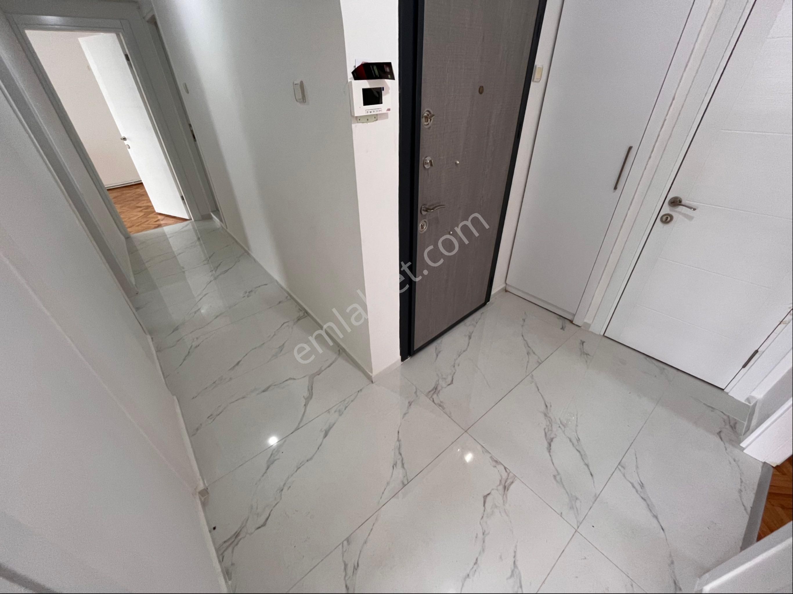 Araphasan Mah Caddenin Dibinde 3+1 110m2 Arakat Köşe Daire - Görsel 19