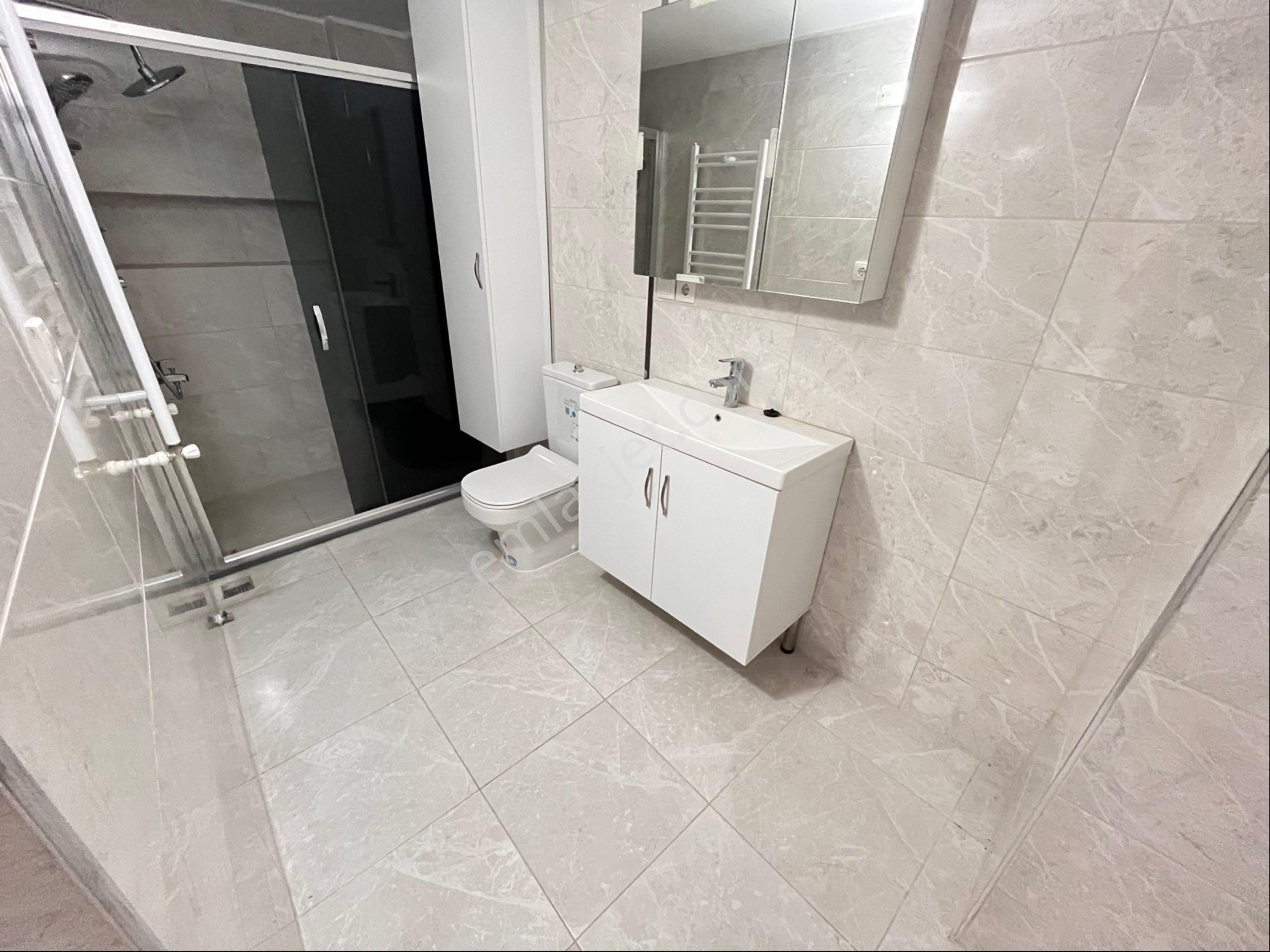 Araphasan Mah Caddenin Dibinde 3+1 110m2 Arakat Köşe Daire - Görsel 16