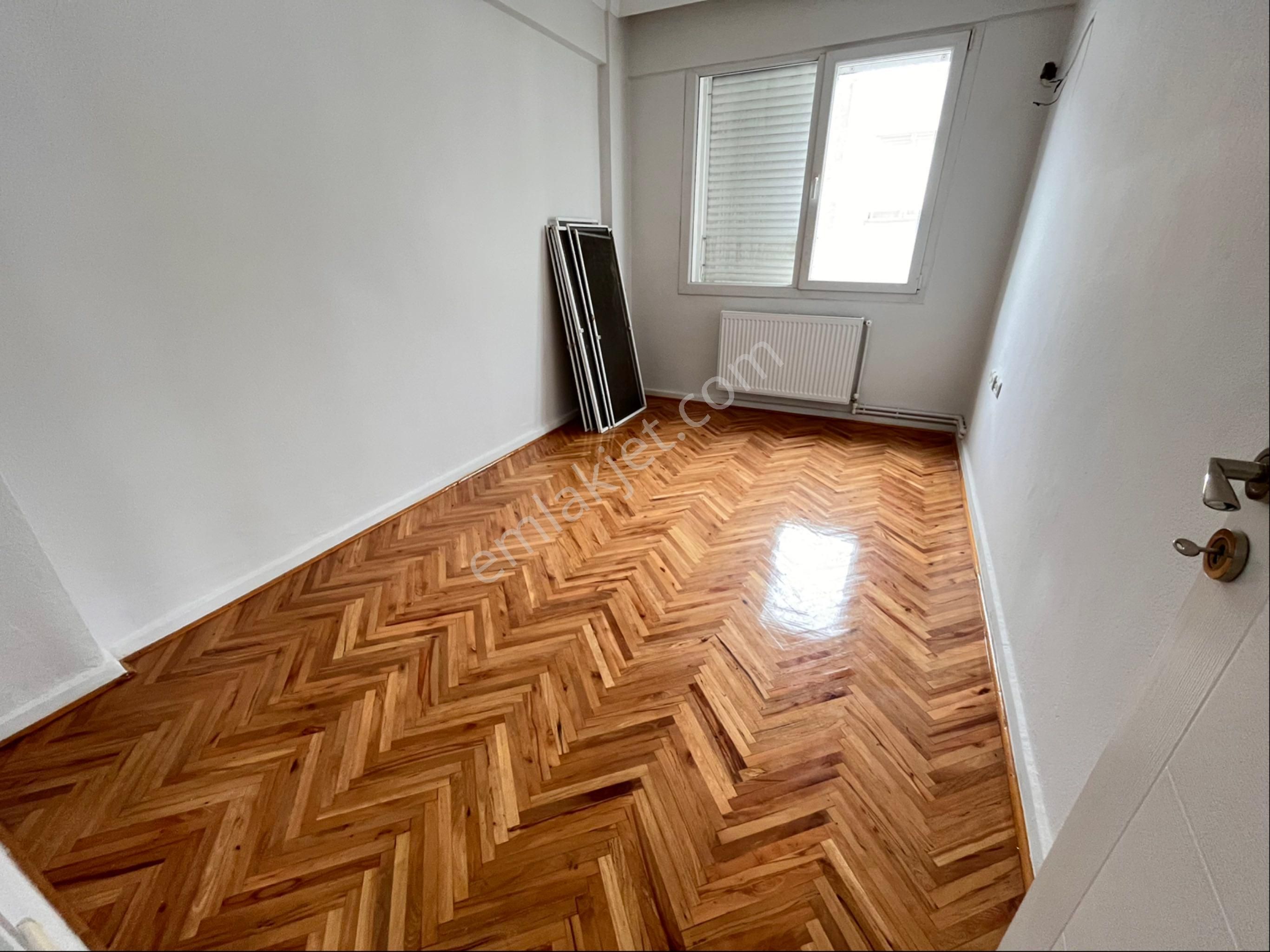 Araphasan Mah Caddenin Dibinde 3+1 110m2 Arakat Köşe Daire - Görsel 6