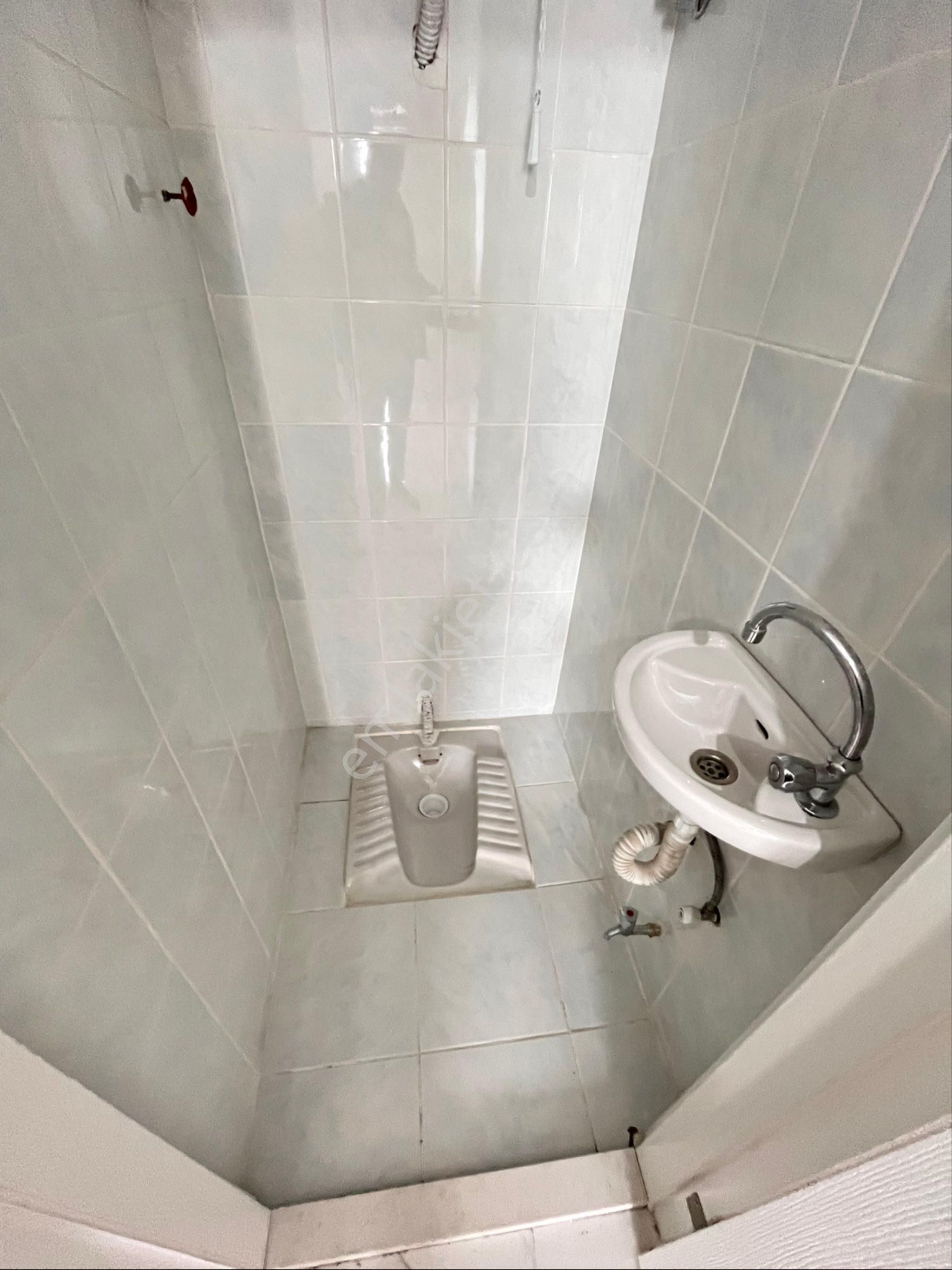 Araphasan Mah Caddenin Dibinde 3+1 110m2 Arakat Köşe Daire - Görsel 18