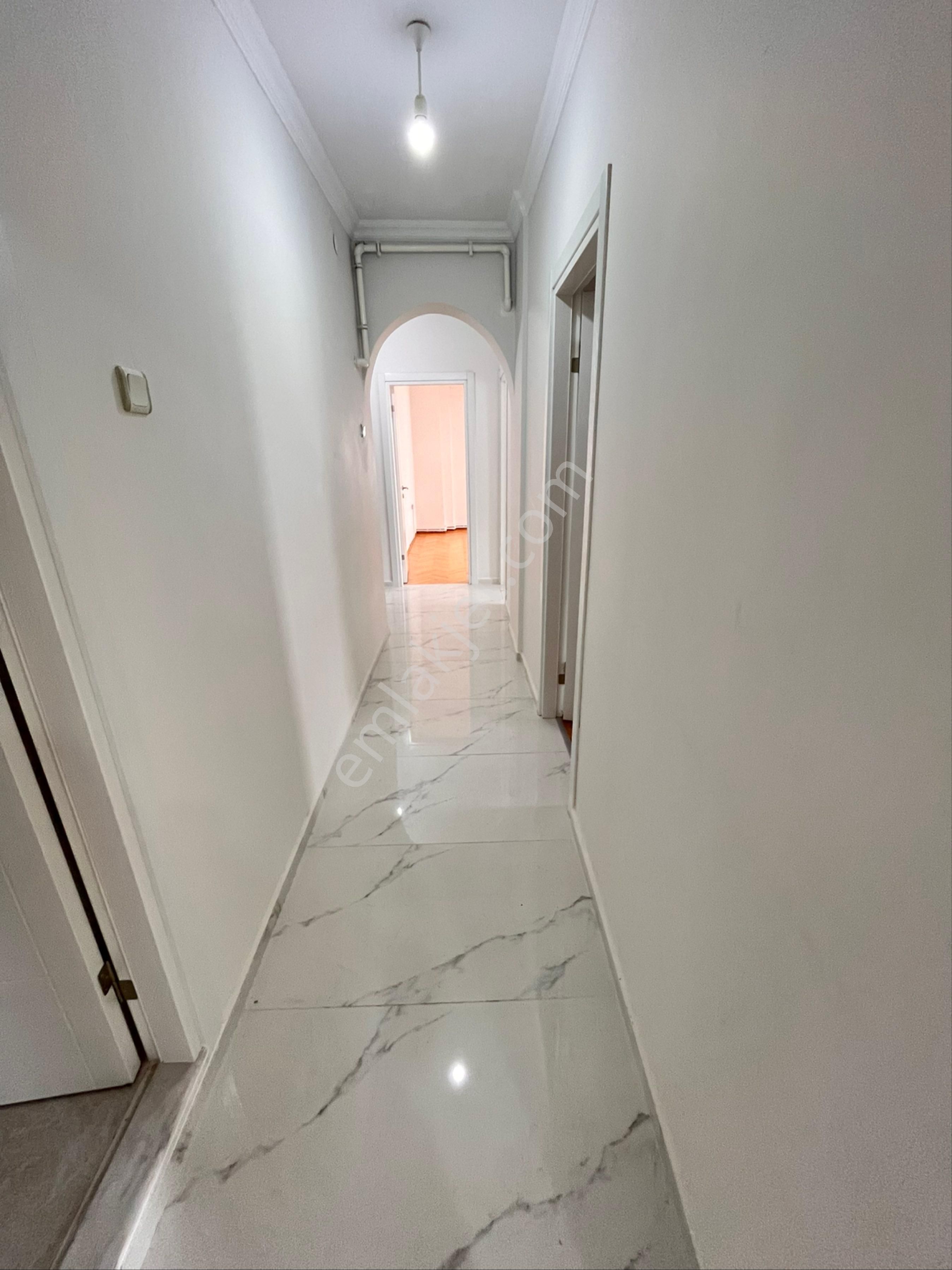 Araphasan Mah Caddenin Dibinde 3+1 110m2 Arakat Köşe Daire - Görsel 26