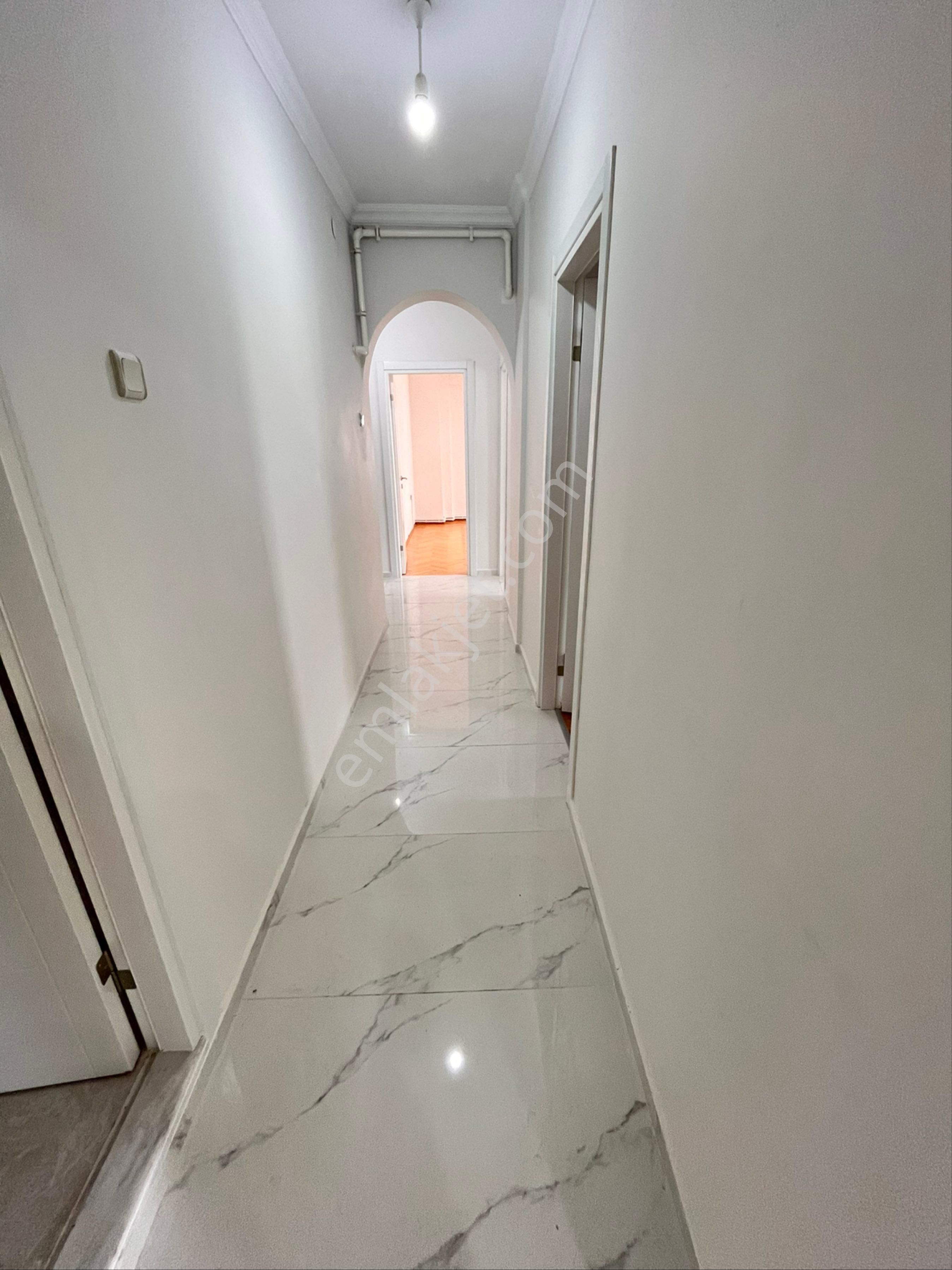 Araphasan Mah Caddenin Dibinde 3+1 110m2 Arakat Köşe Daire - Görsel 27