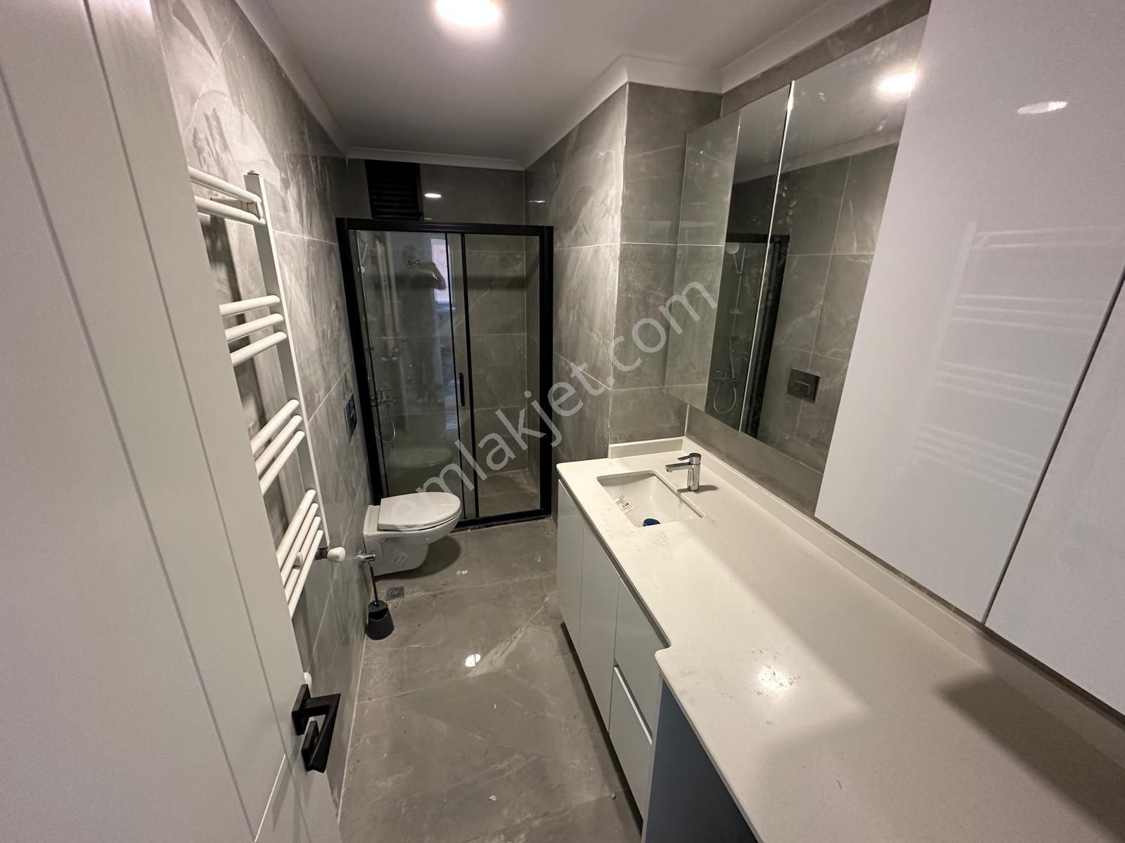 Ethem Efendi Caddesi Üzerinde 96m Net - Görsel 9