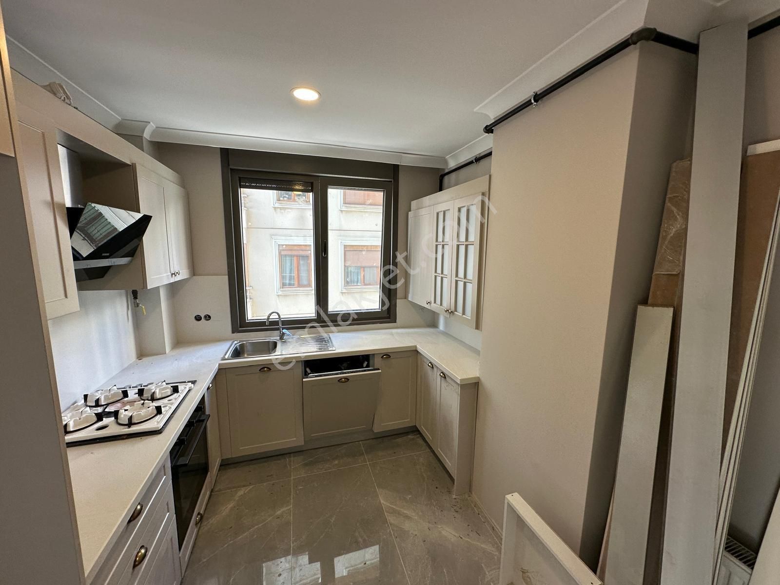 Ethem Efendi Caddesi Üzerinde 96m Net - Görsel 15