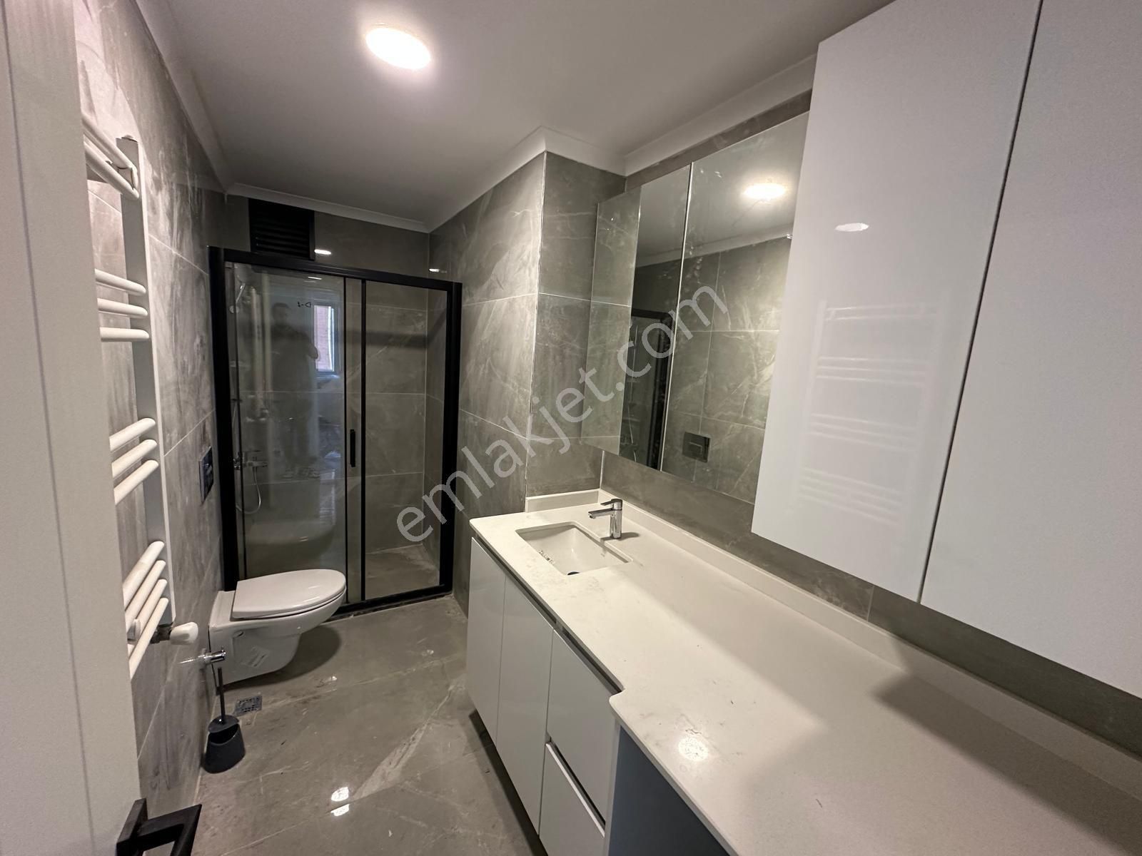 Ethem Efendi Caddesi Üzerinde 96m Net - Görsel 11