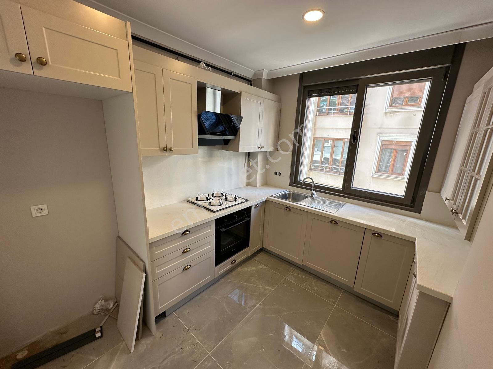 Ethem Efendi Caddesi Üzerinde 96m Net - Görsel 14