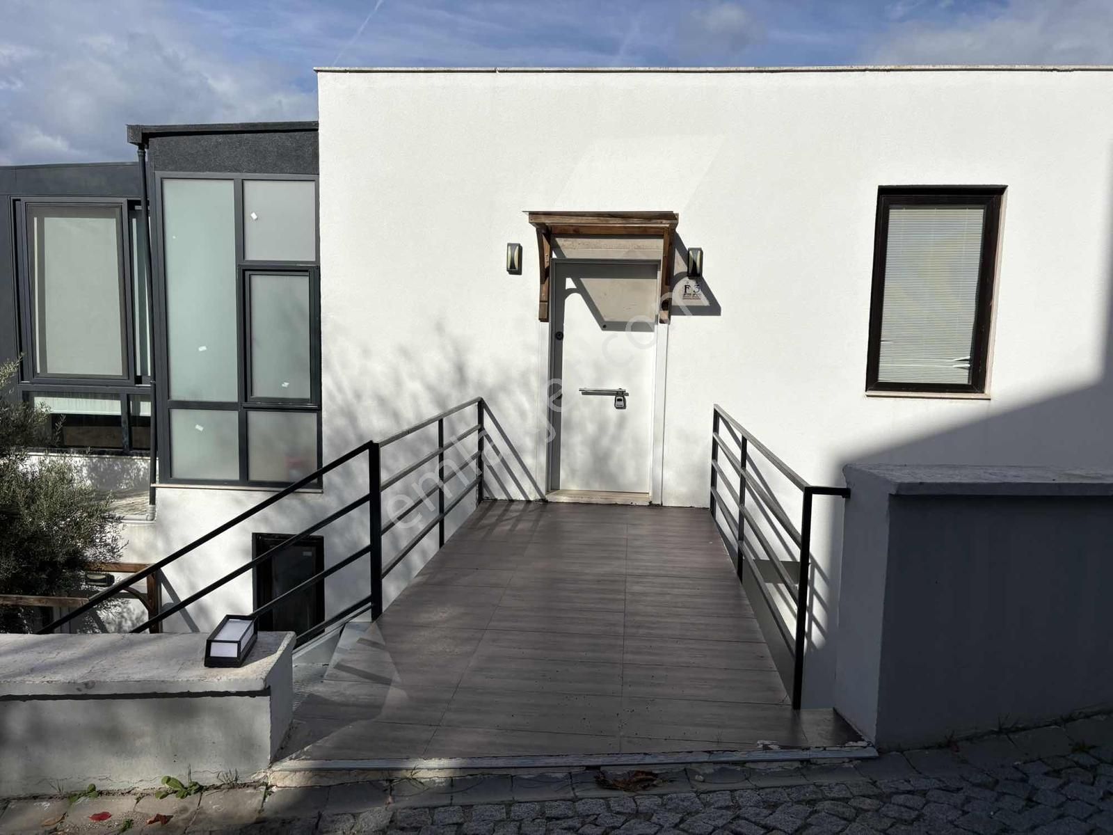 Bodrum Koyunbaba'da Deniz Manzaralı Dubleks Satılık Daire - Görsel 2