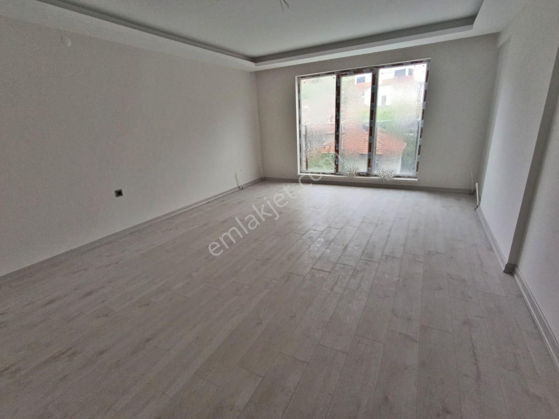 Fahri Korutürk'te Sıfır 3+1, 135m² Geniş Teras Balkonlu Daire - Görsel 27