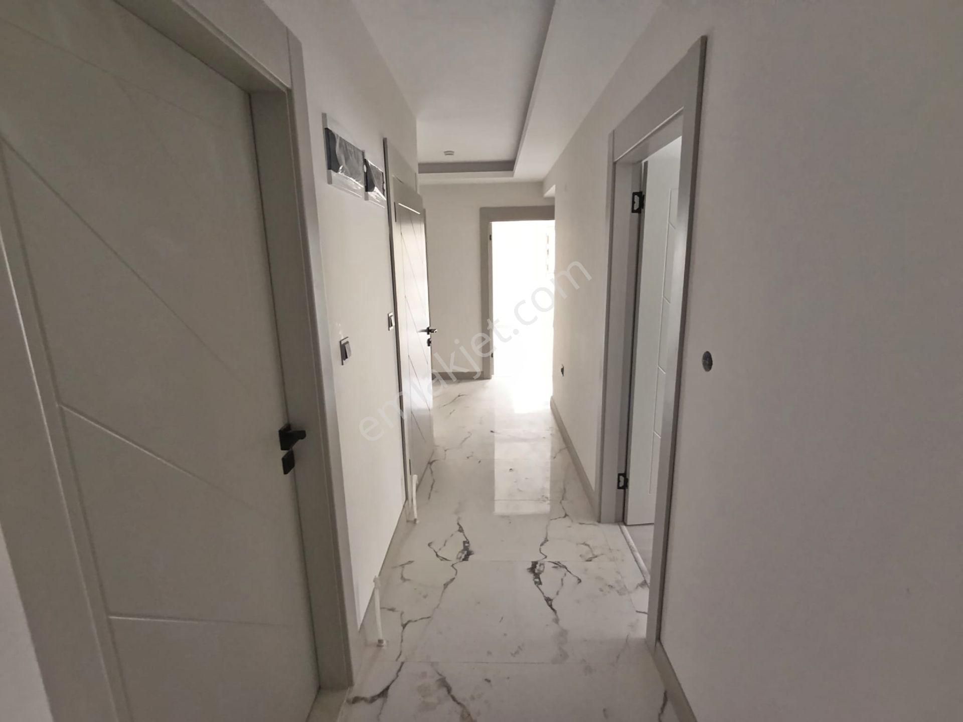 Fahri Korutürk'te Sıfır 3+1, 135m² Geniş Teras Balkonlu Daire - Görsel 5