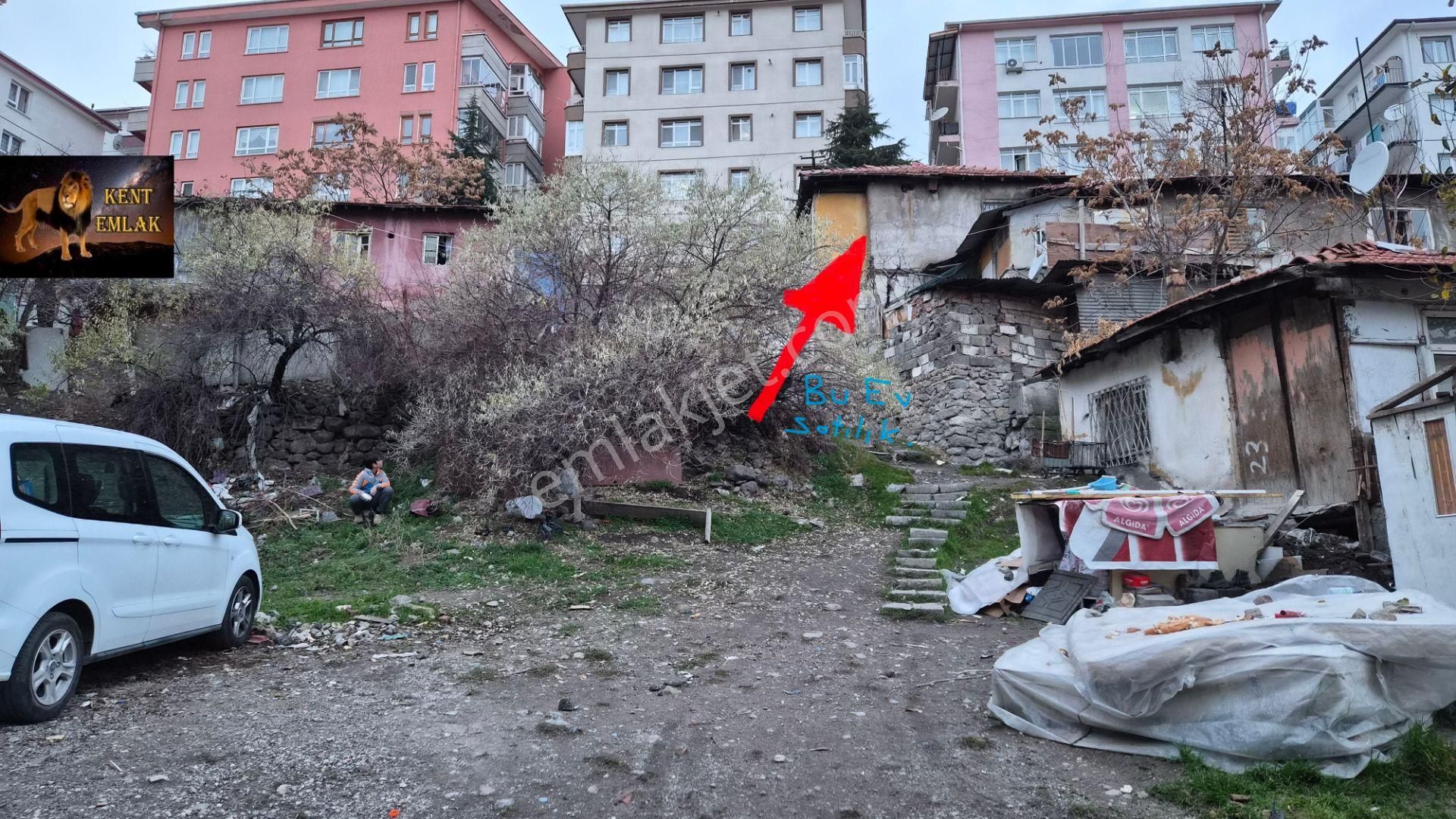 Kent Emlak'tan 59 Metre İmarlı Arsa Gecekondu