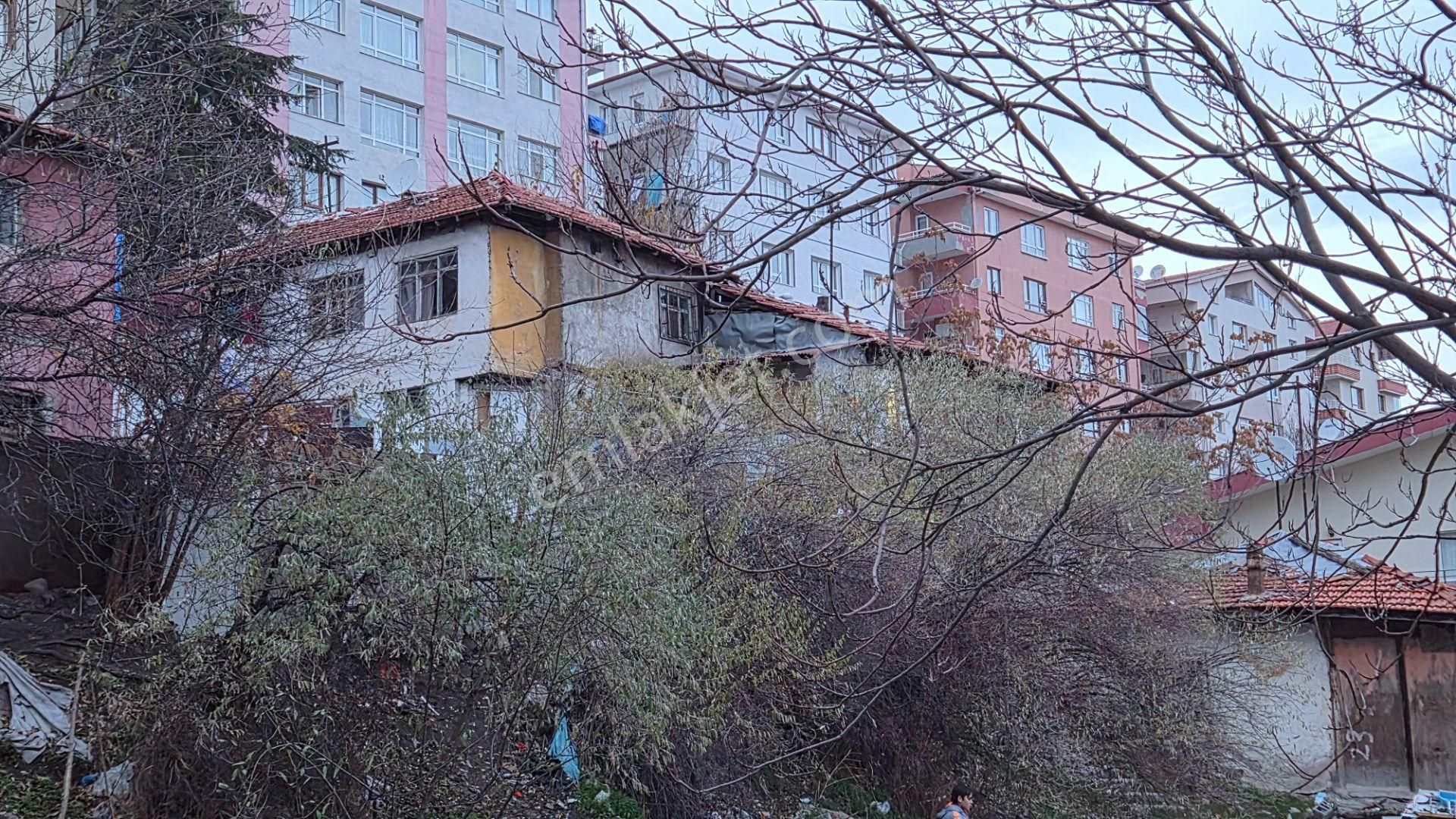 Kent Emlak'tan 59 Metre İmarlı Arsa Gecekondu - Görsel 10