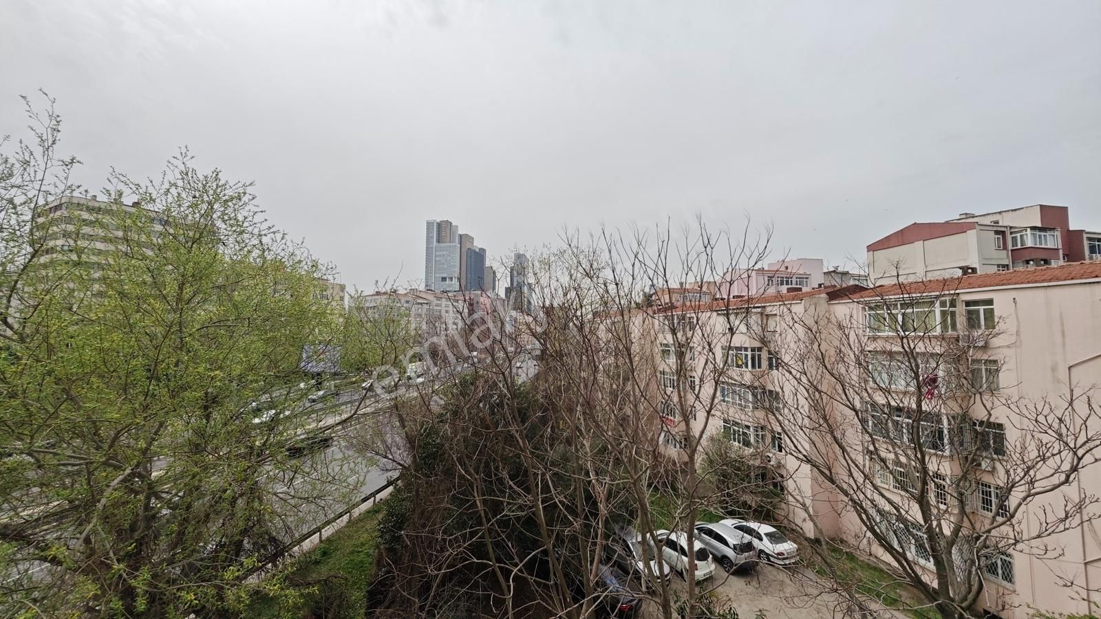 Şişli Esentepe Subay Evlerinde Çevre Yolu Cepheli Köşe Ofis - Görsel 3