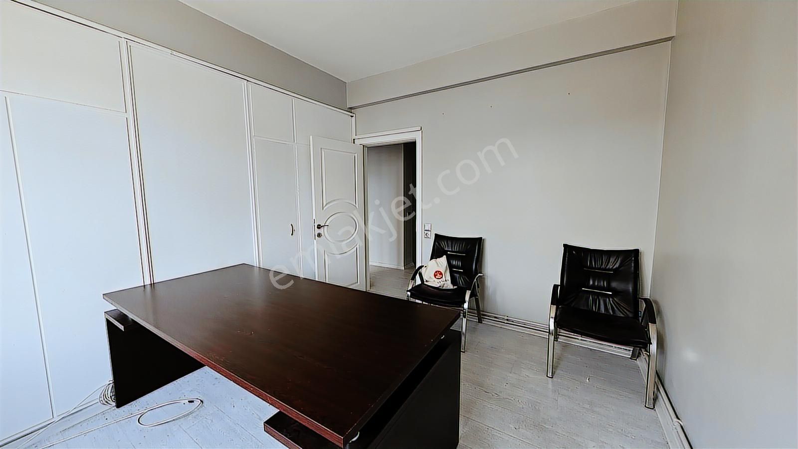 Şişli Esentepe Subay Evlerinde Çevre Yolu Cepheli Köşe Ofis - Görsel 22