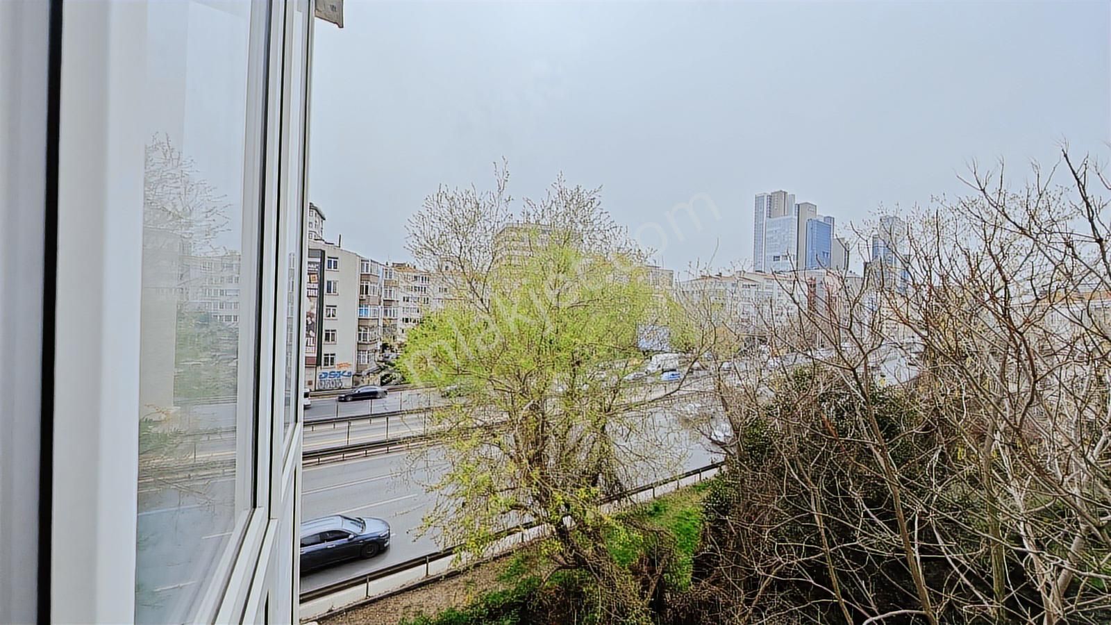 Şişli Esentepe Subay Evlerinde Çevre Yolu Cepheli Köşe Ofis - Görsel 17