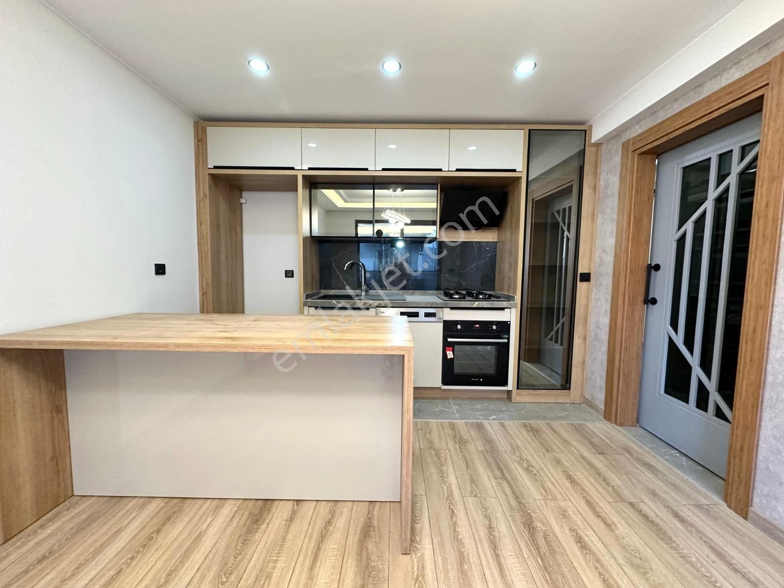 🏡 Referans'tan Akçay'da Modern Tasarımlı 1+1 Daire