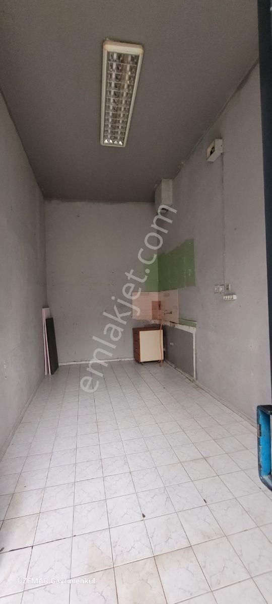 Uzemar'dan/küçükçekmece/yeşilova E-5 Yanı/kiralık &dükkan - Görsel 4