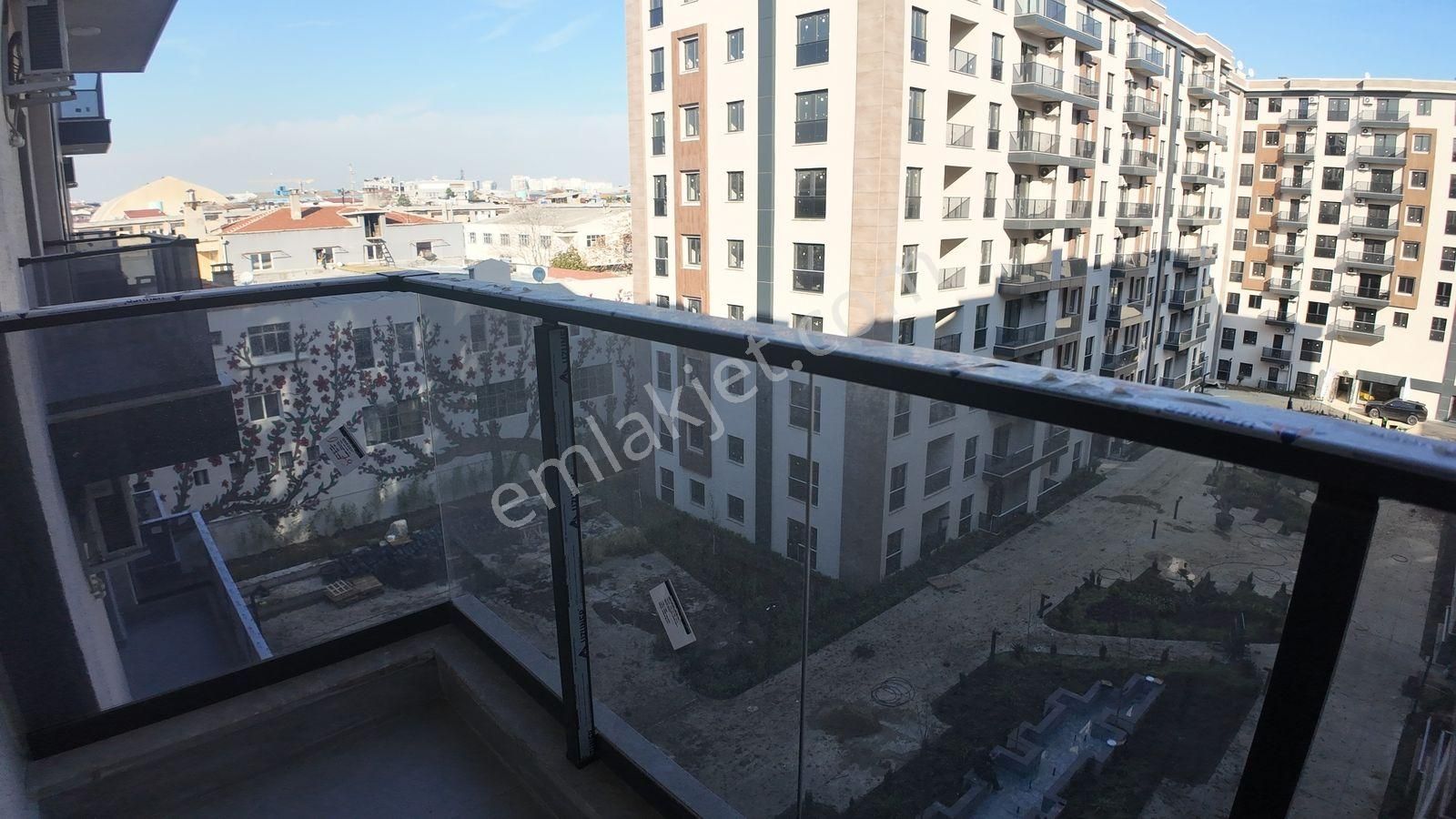 Sefaköy Sega Life Peyzaj Cephe Kapalı Mutfak 2+1 Kiralık - Görsel 27