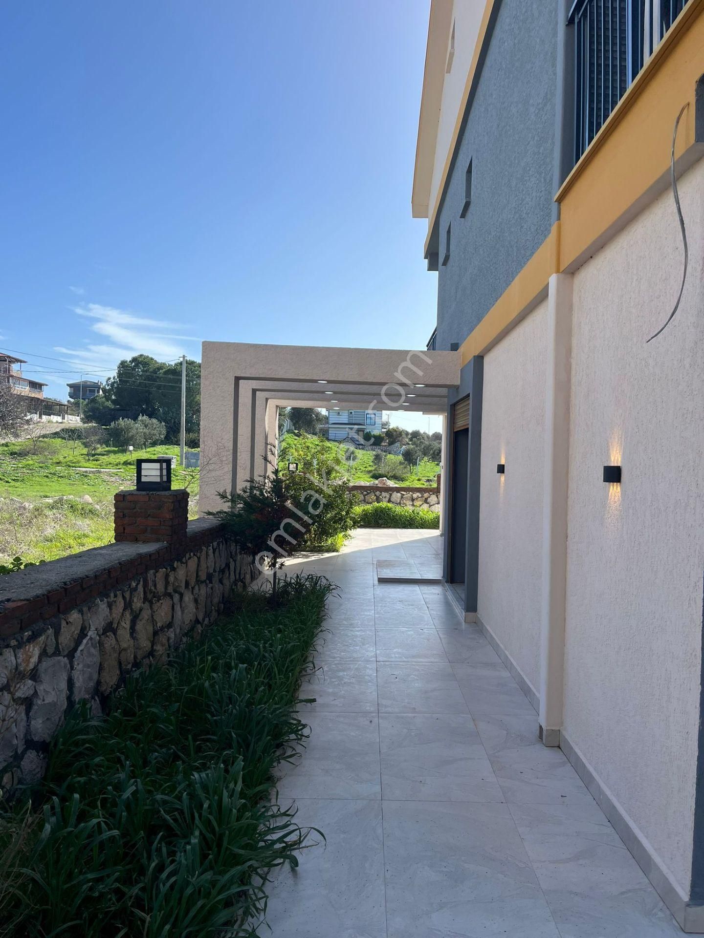 Didim Hisar Mah. 250 M2 Üzerinde Havuzlu Ve Bahçeli 3+1 Ayrı Mutfaklı Villamız Satılık - Görsel 6