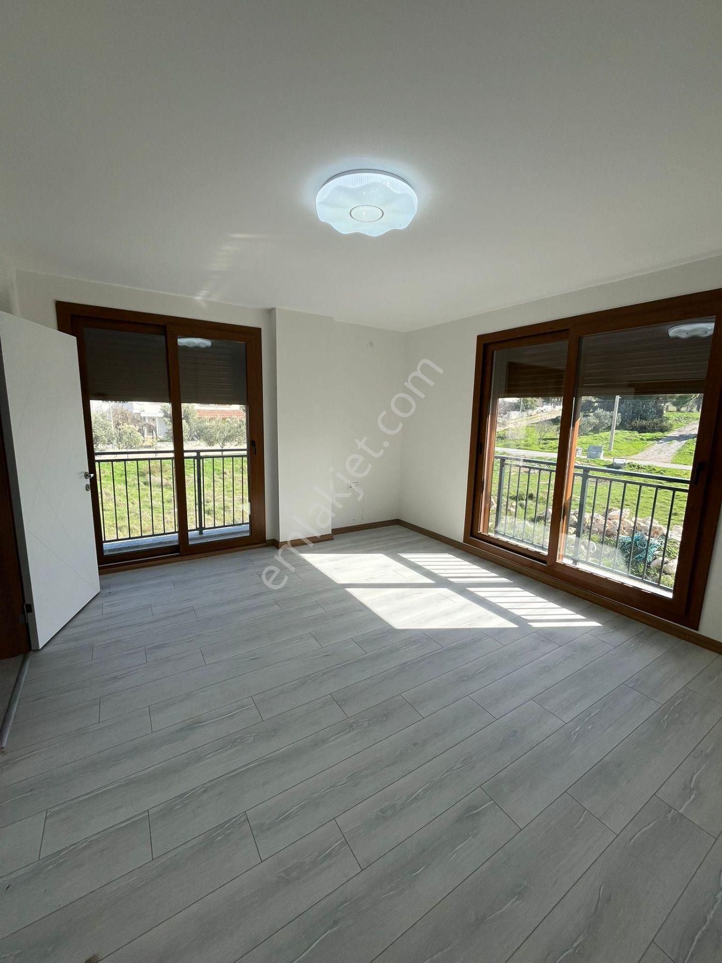 Didim Hisar Mah. 250 M2 Üzerinde Havuzlu Ve Bahçeli 3+1 Ayrı Mutfaklı Villamız Satılık - Görsel 16