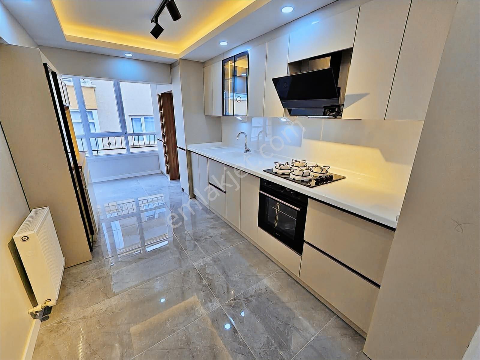 İstasyon Mh'de 3+1 Katta 145 M2 Ultra Lüks Yapılı Daire - Görsel 34